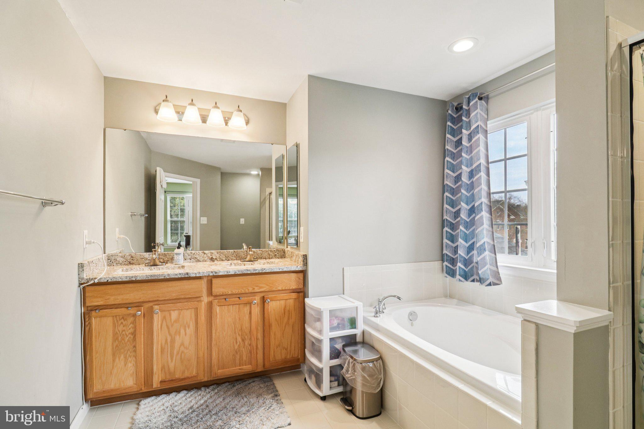 HERNDON CROSSING - Residential