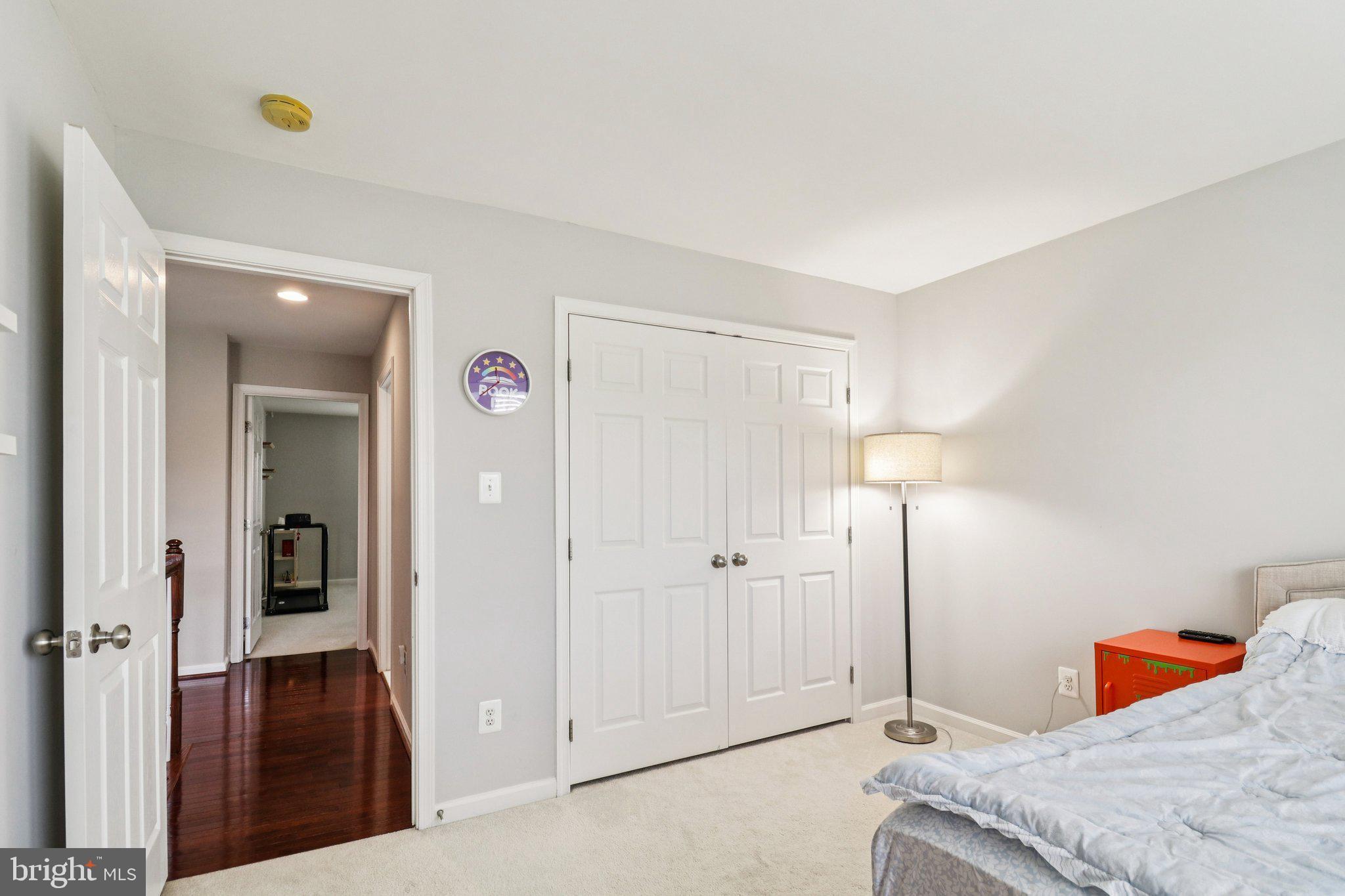 HERNDON CROSSING - Residential