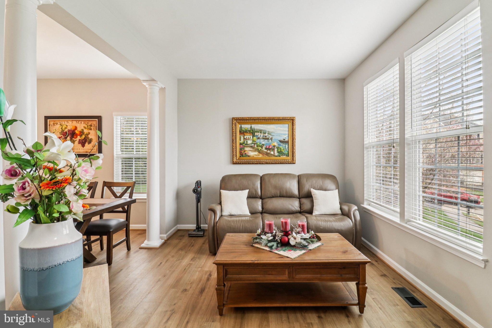 HERNDON CROSSING - Residential