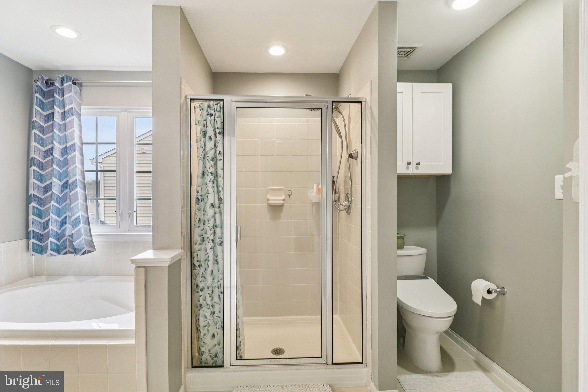 HERNDON CROSSING - Residential