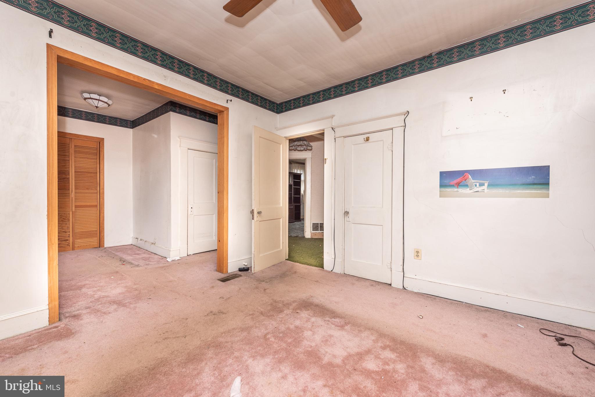 CHRISTOPHER - Residential