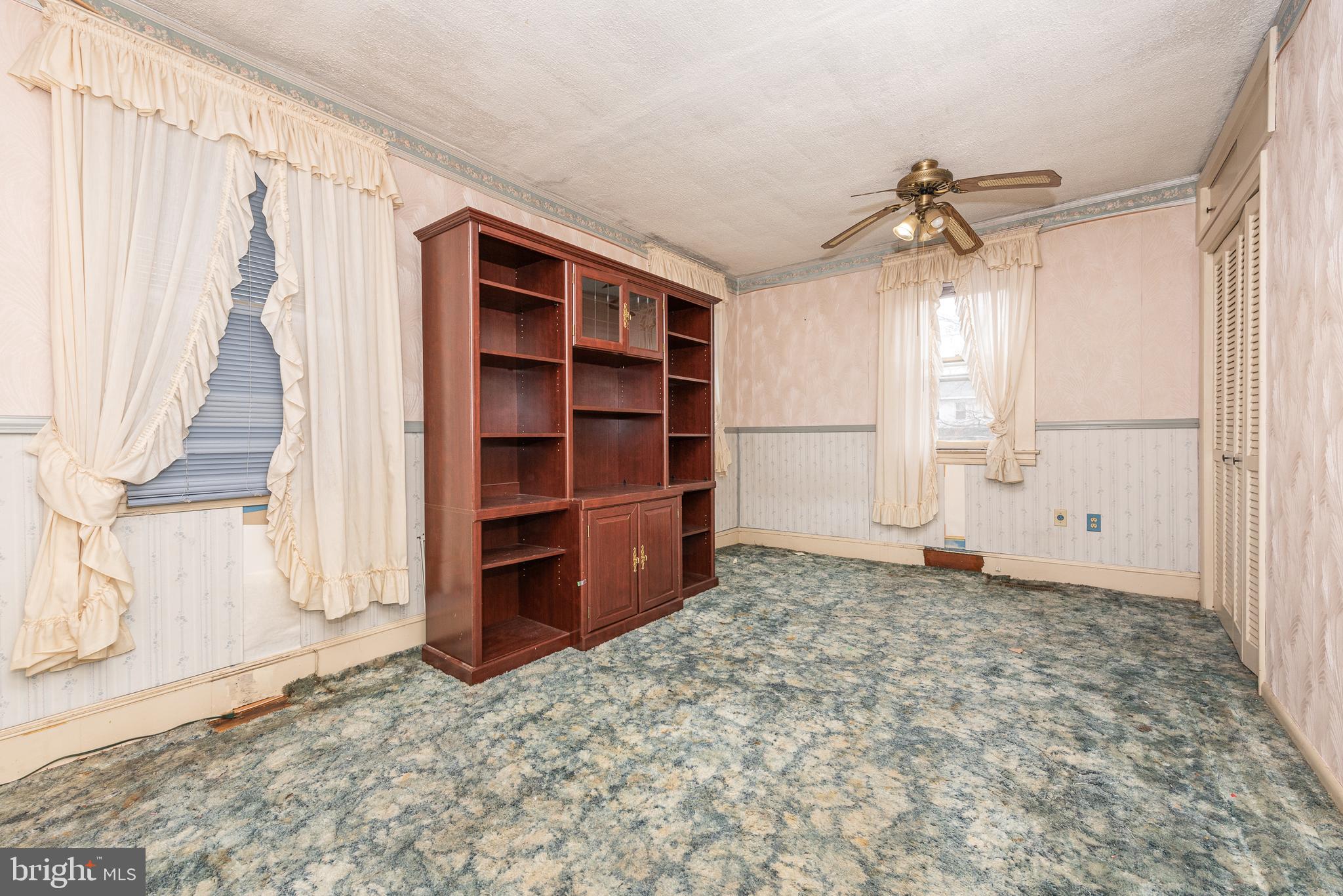 CHRISTOPHER - Residential