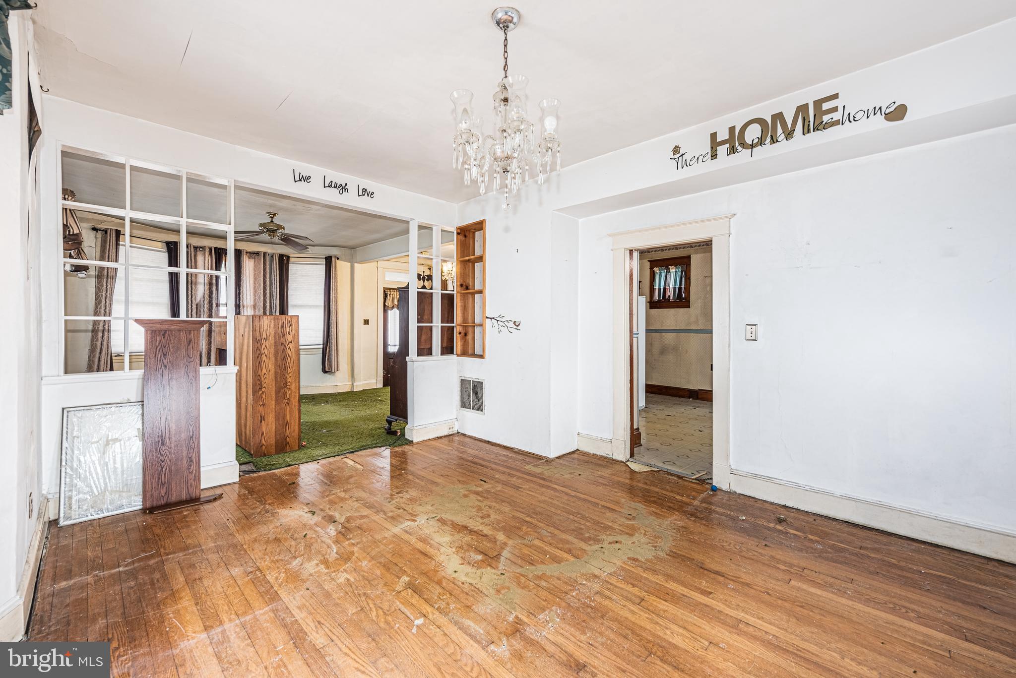 CHRISTOPHER - Residential