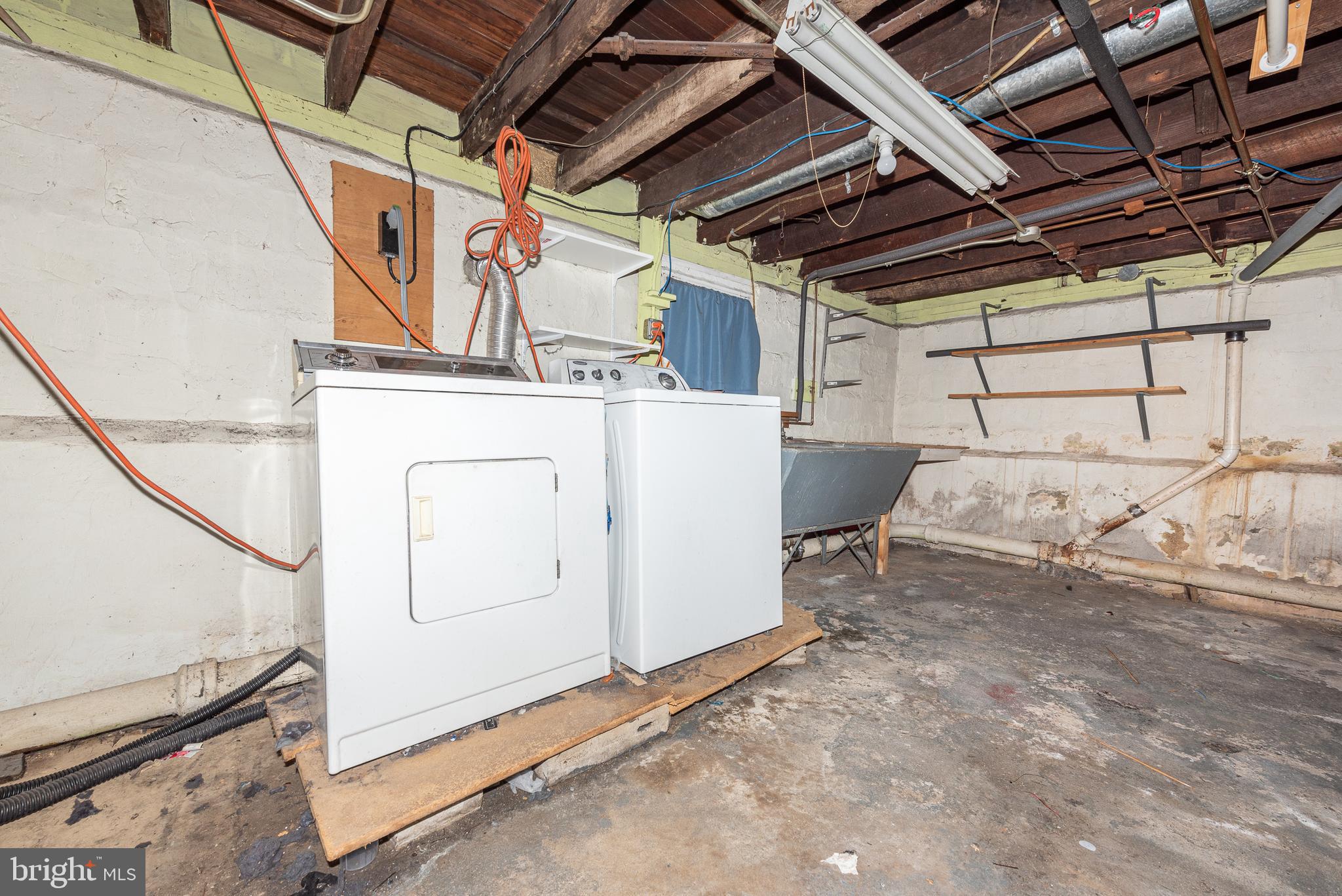 CHRISTOPHER - Residential