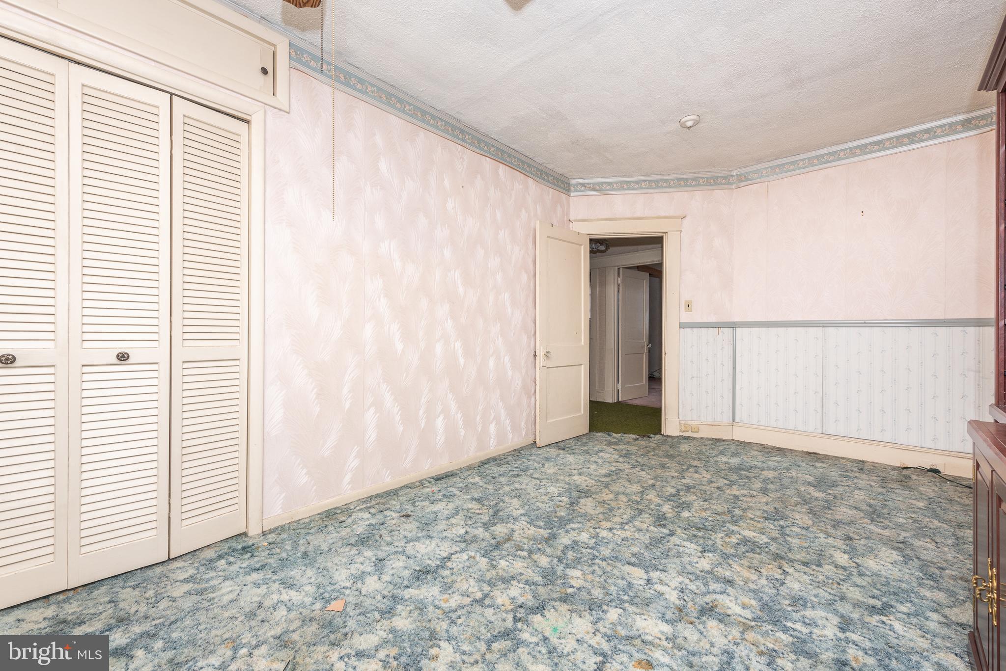 CHRISTOPHER - Residential