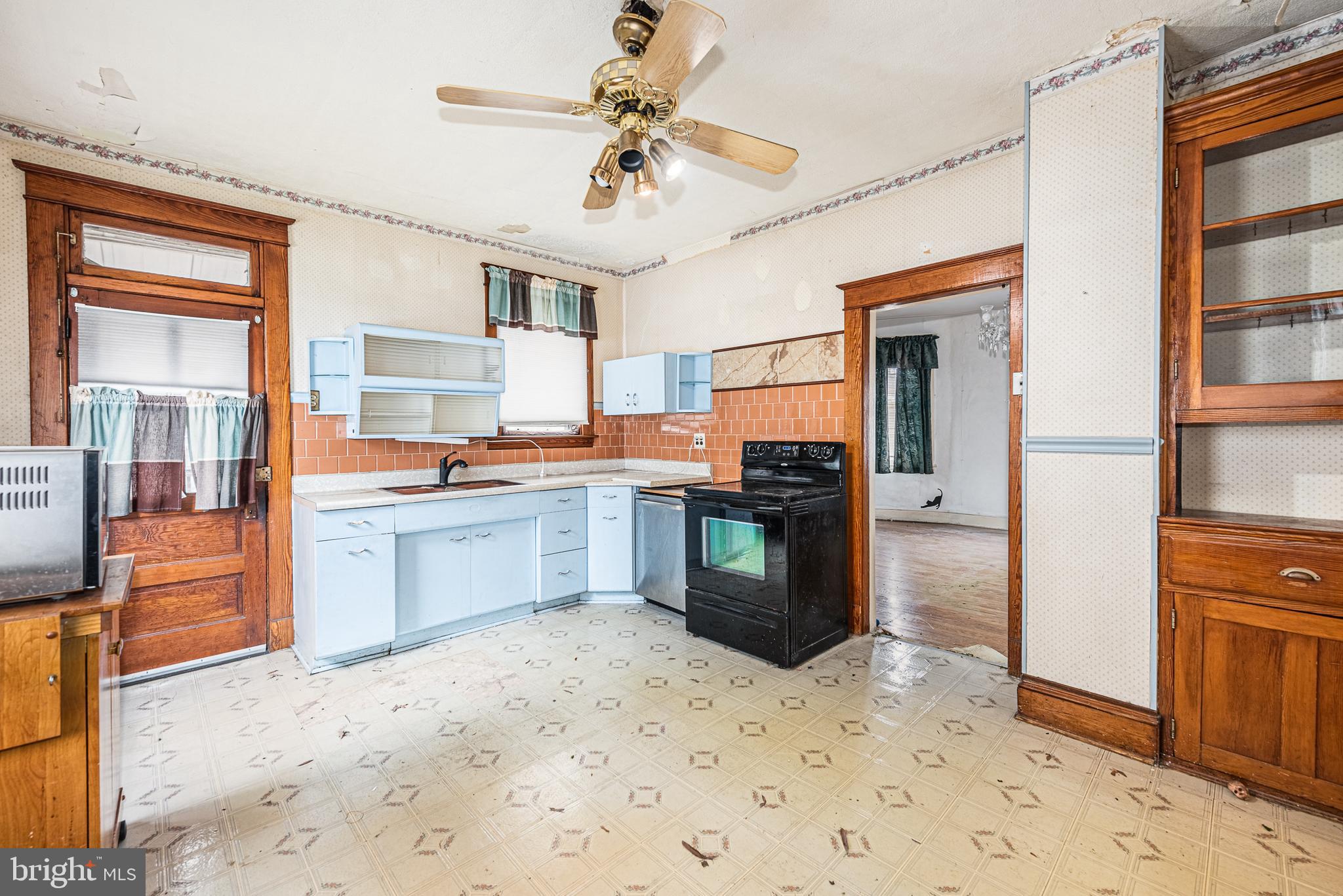 CHRISTOPHER - Residential