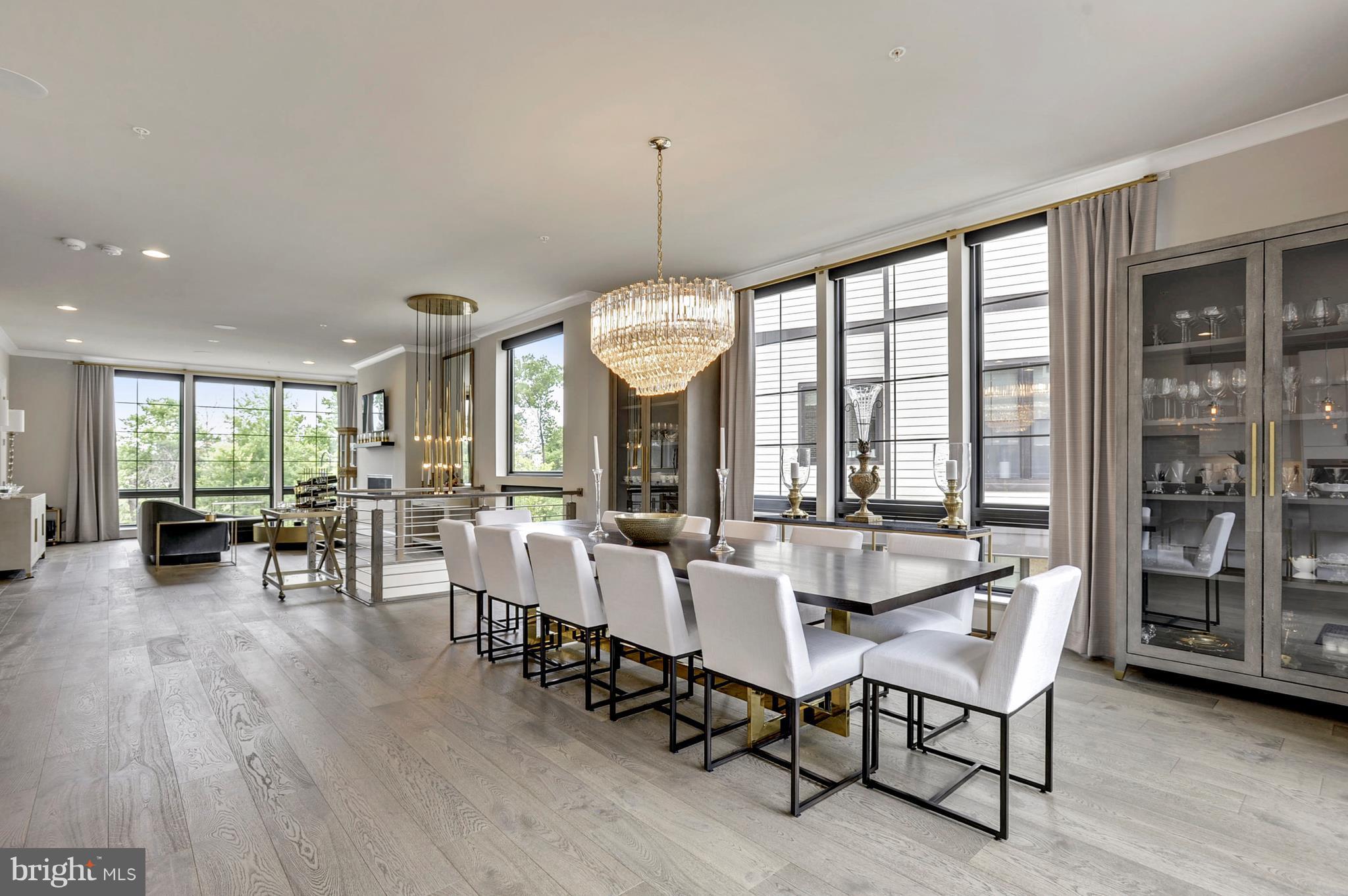 ONE LOUDOUN - Residential