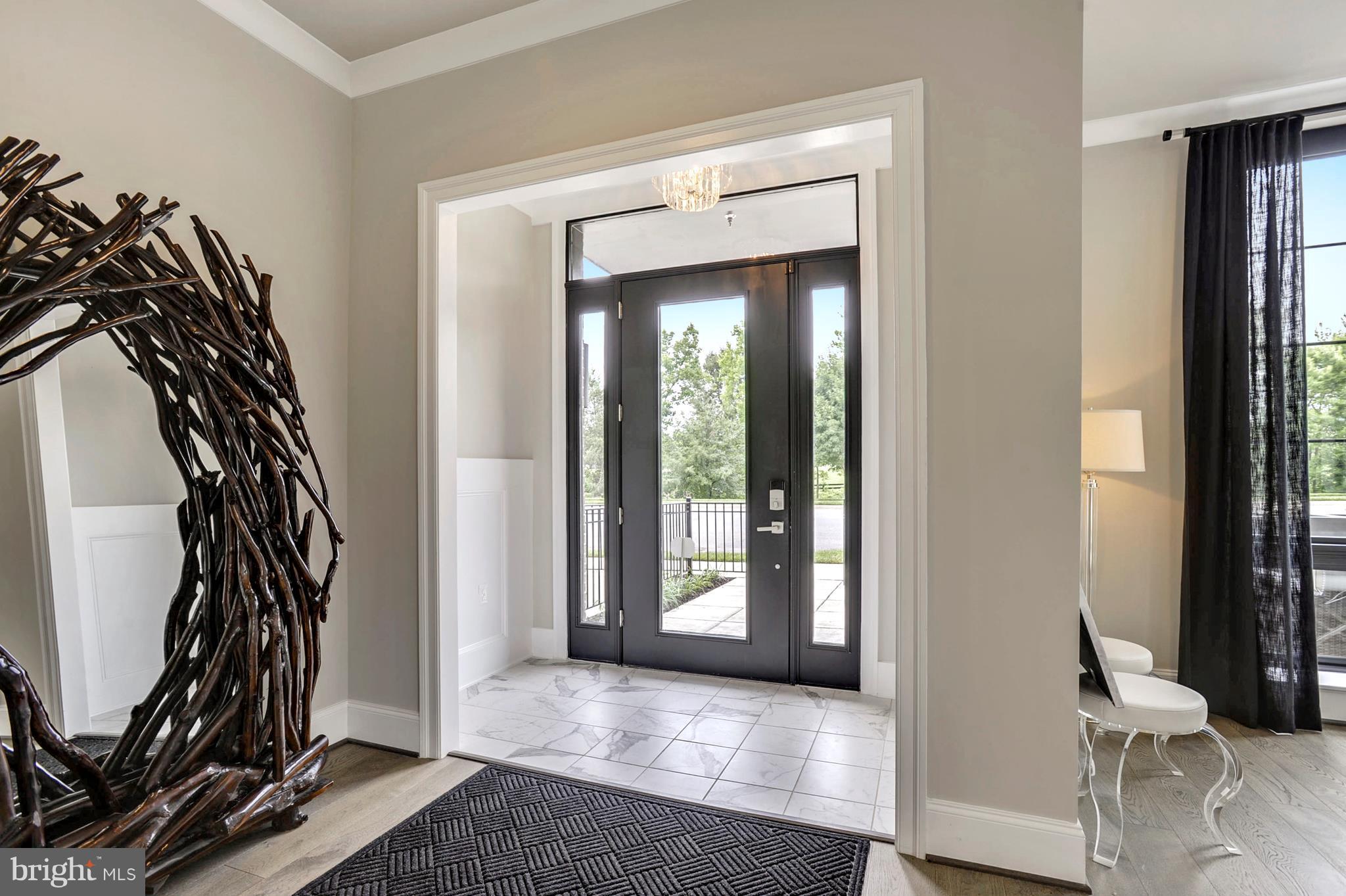 ONE LOUDOUN - Residential