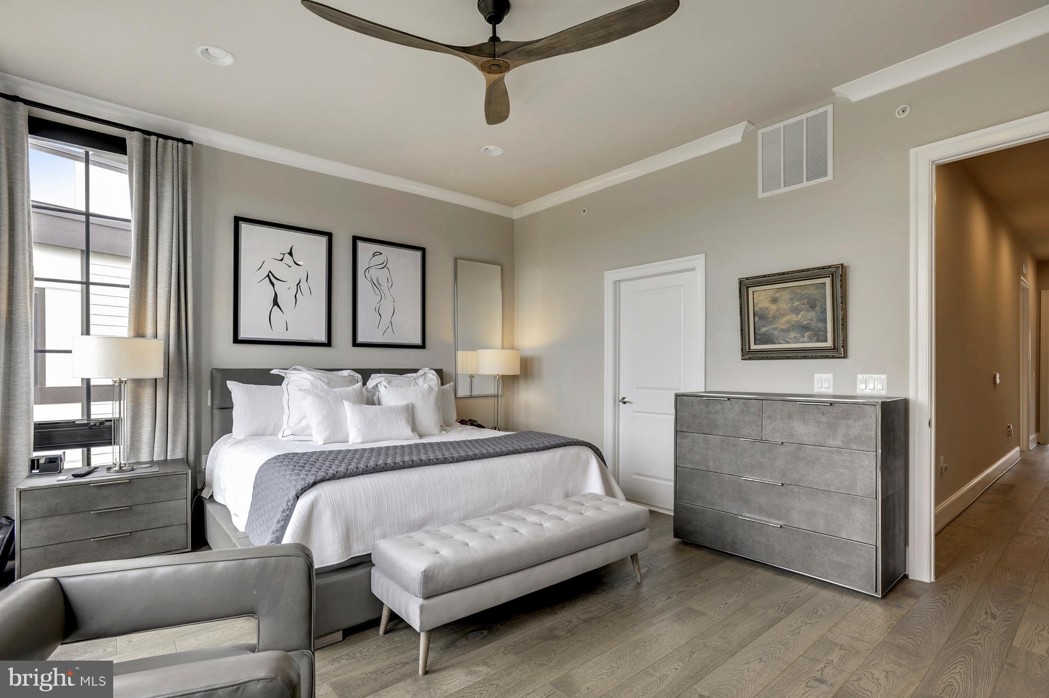 ONE LOUDOUN - Residential