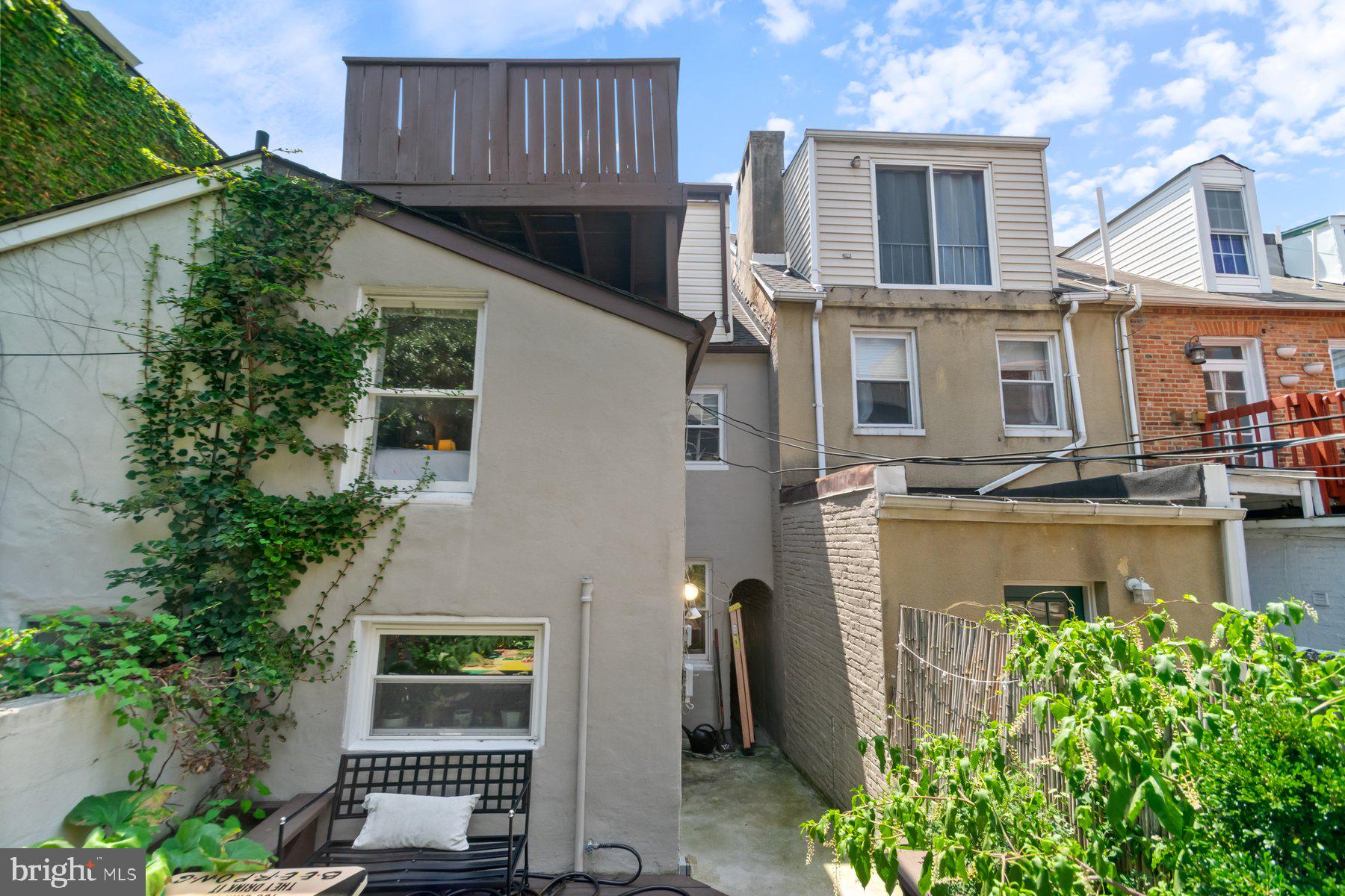 FEDERAL HILL HISTORIC DISTRICT - Residential Lease