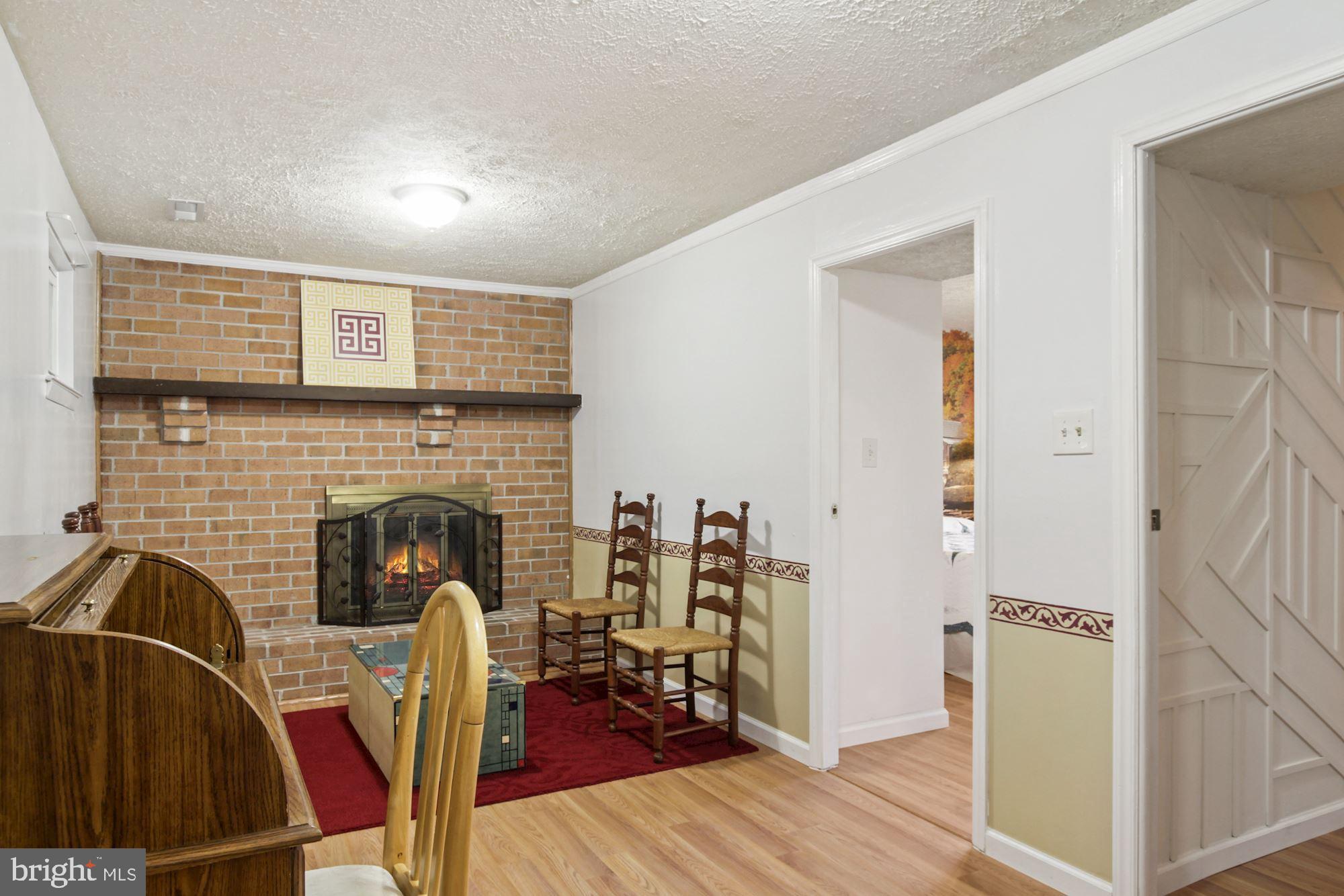 FLOWER HILL - Residential