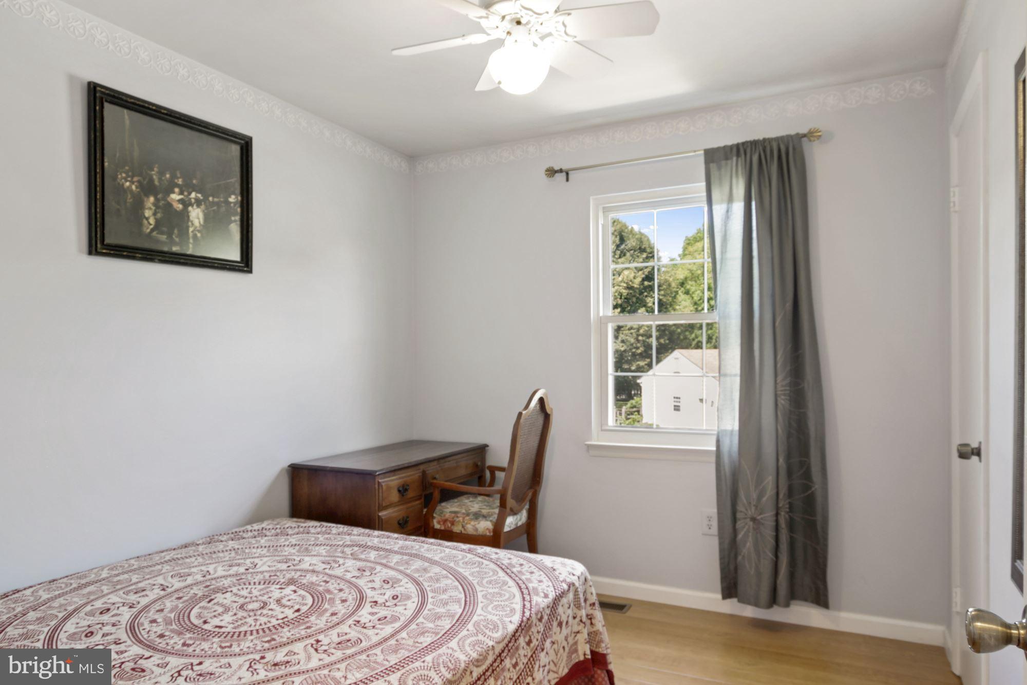 FLOWER HILL - Residential