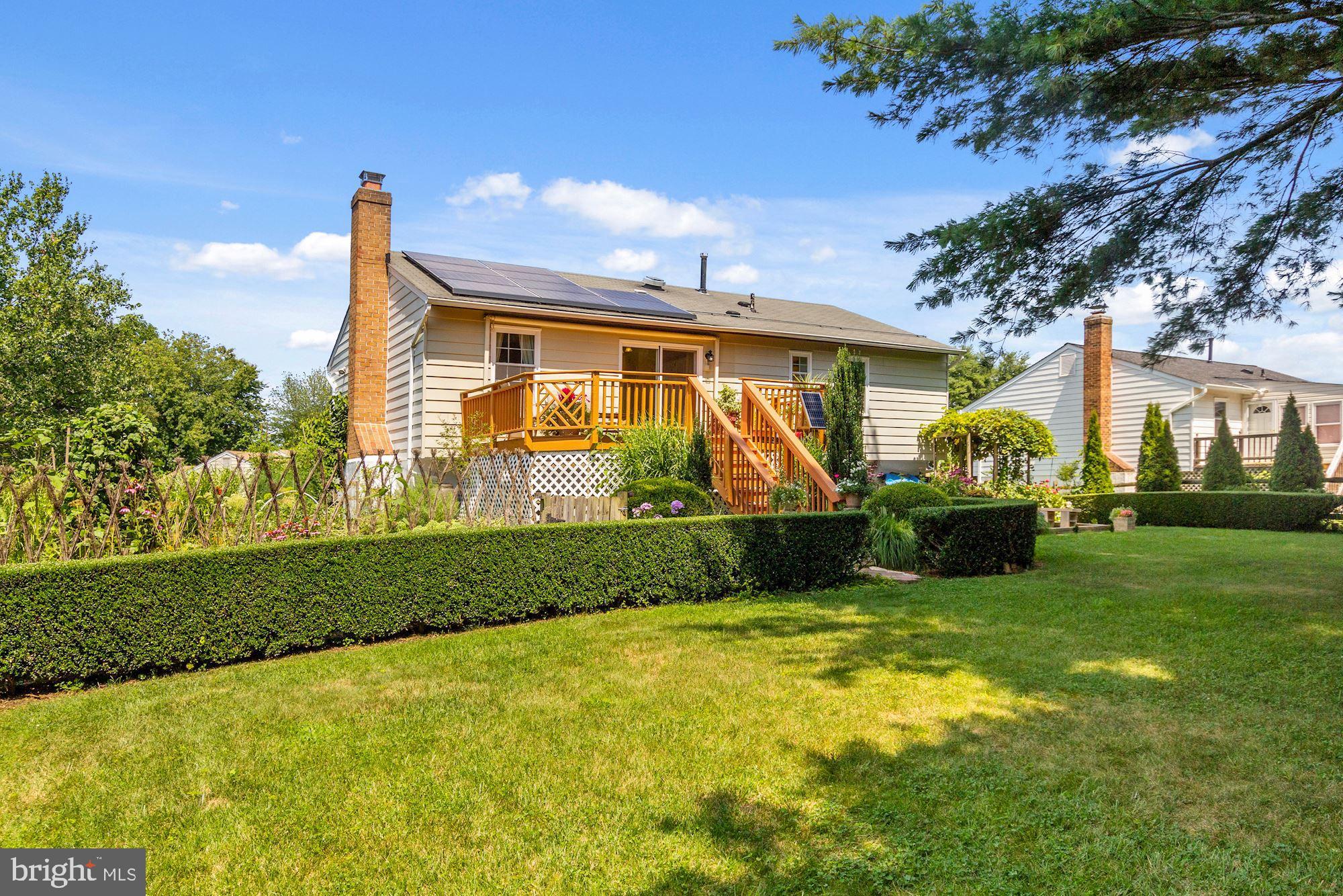 FLOWER HILL - Residential