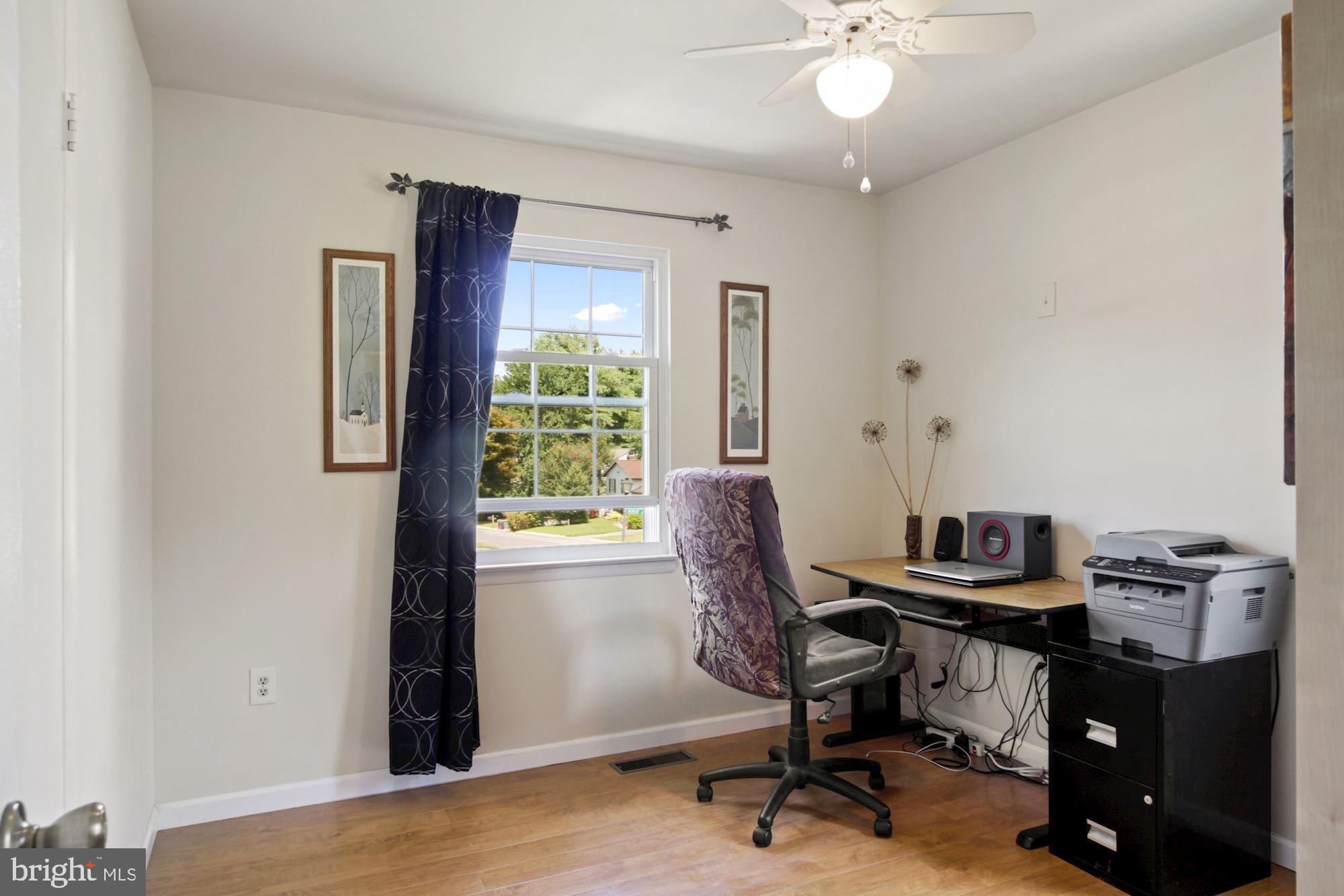 FLOWER HILL - Residential