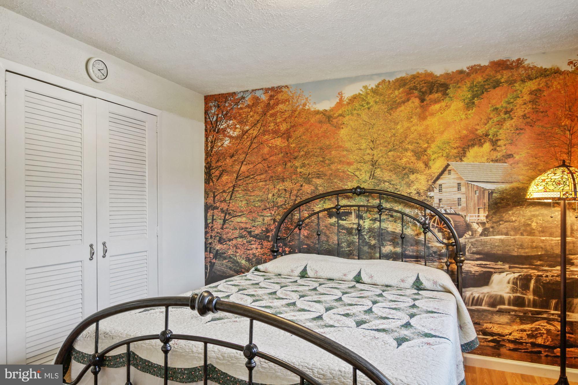 FLOWER HILL - Residential