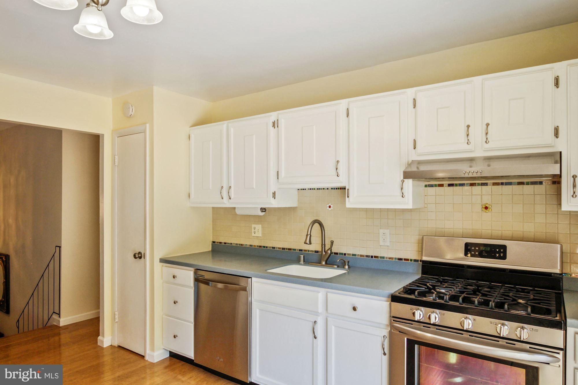 FLOWER HILL - Residential