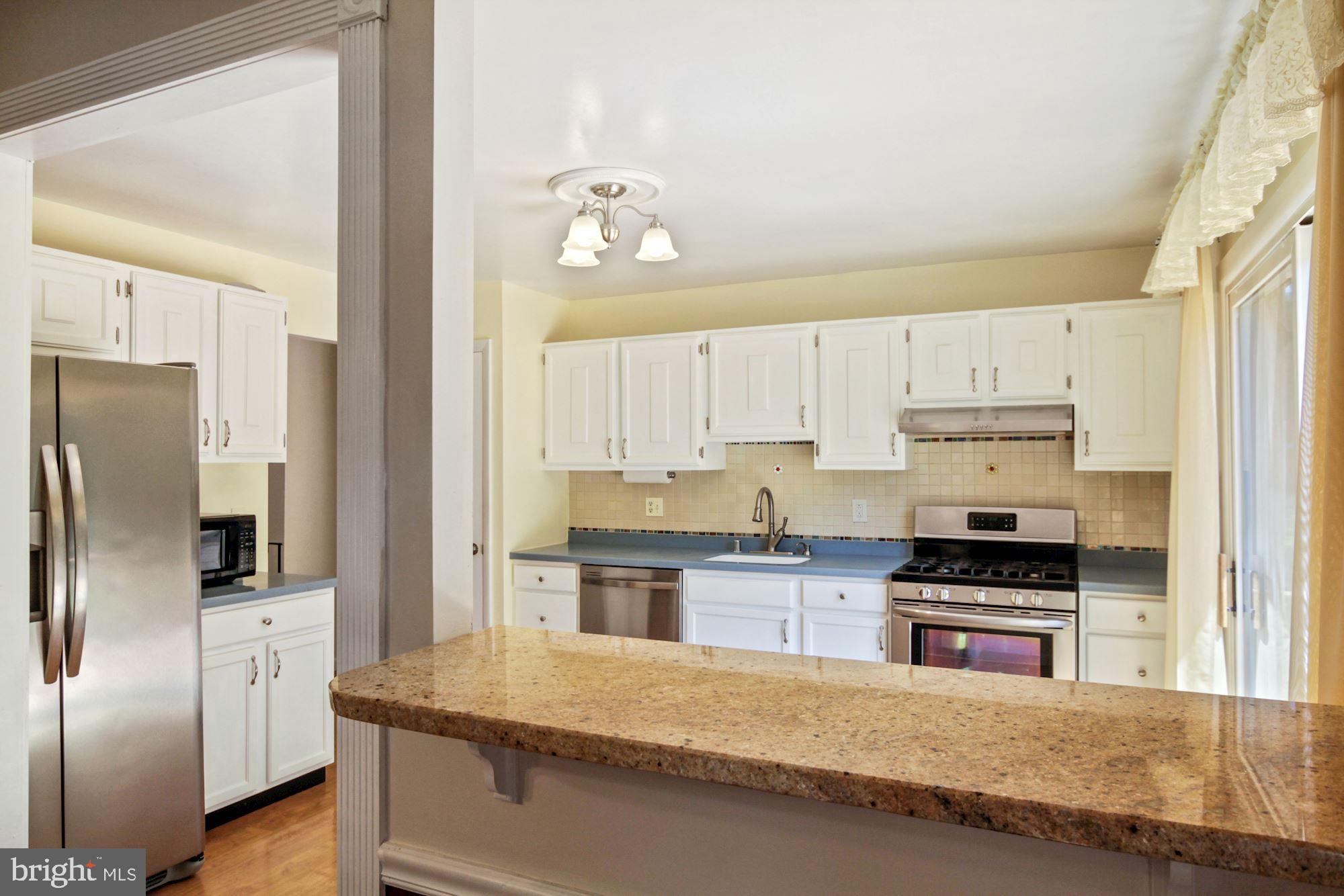 FLOWER HILL - Residential