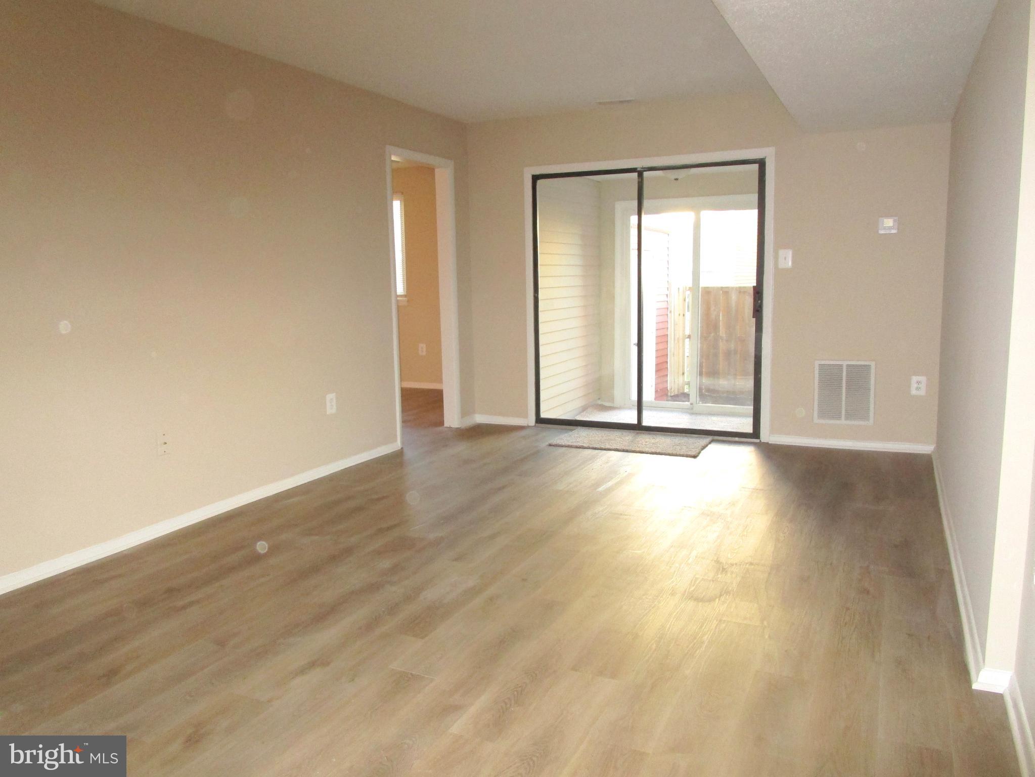 COUNTRYSIDE - Residential Lease