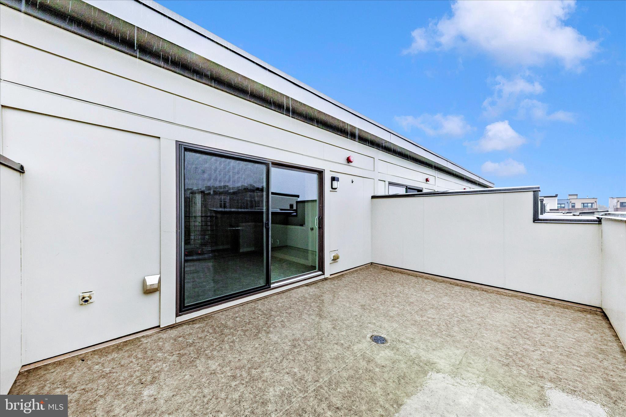 WESTSIDE AT SHADY GROVE - Residential