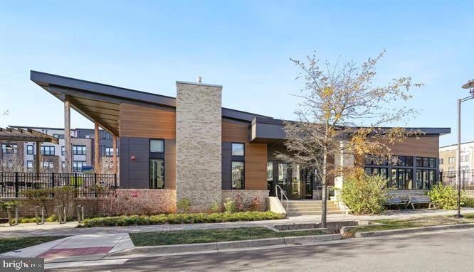 WESTSIDE AT SHADY GROVE - Residential