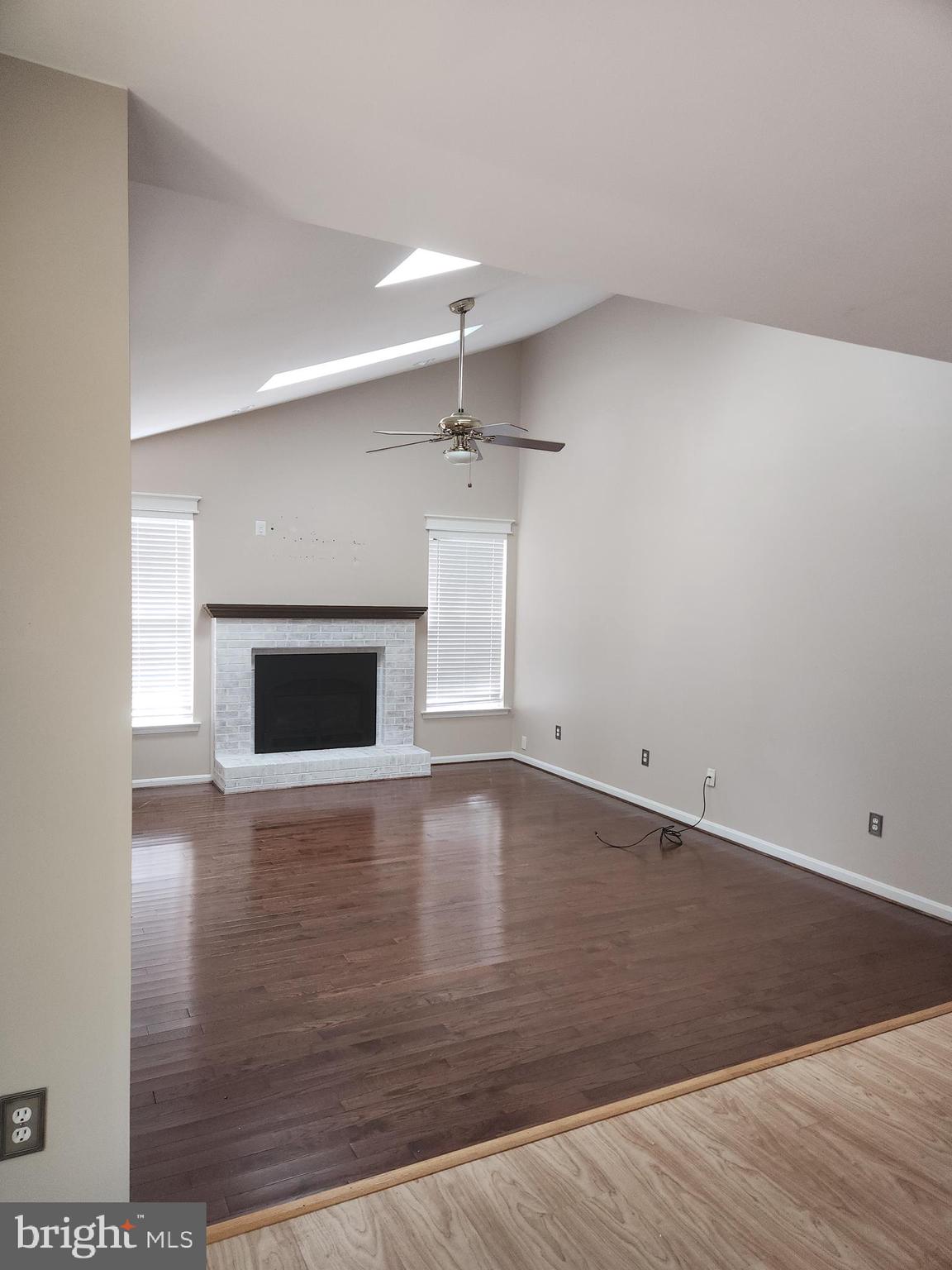 CHAPMAN FARM AT CROFTON - Residential