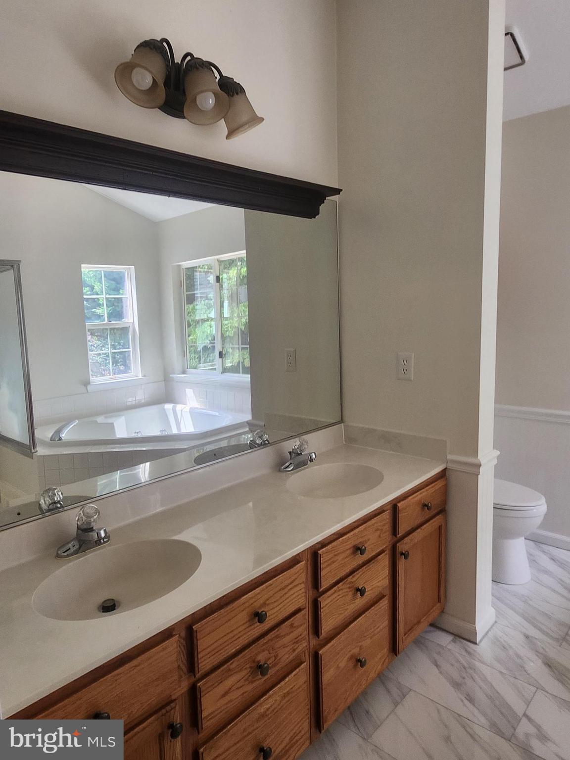 CHAPMAN FARM AT CROFTON - Residential