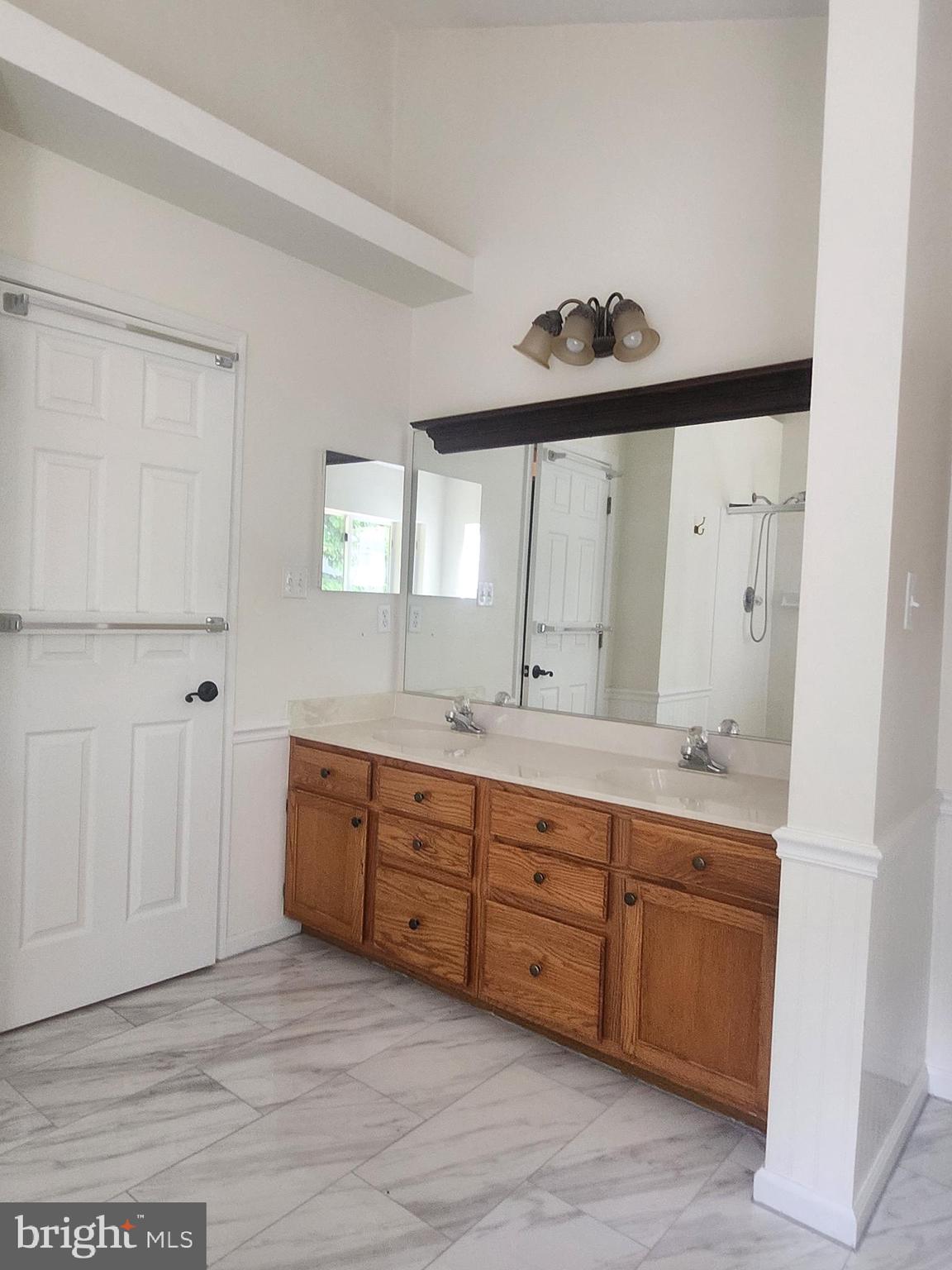 CHAPMAN FARM AT CROFTON - Residential