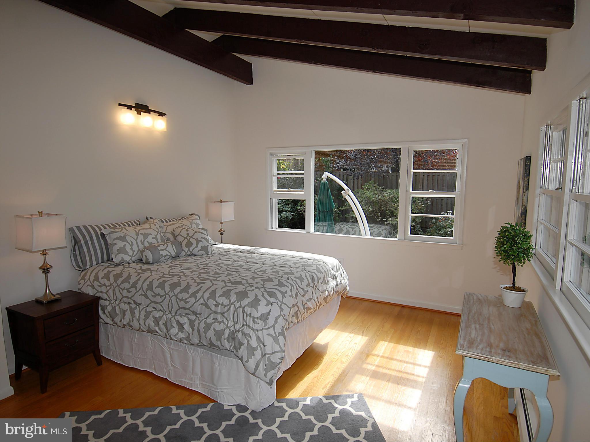 BARCROFT - Residential