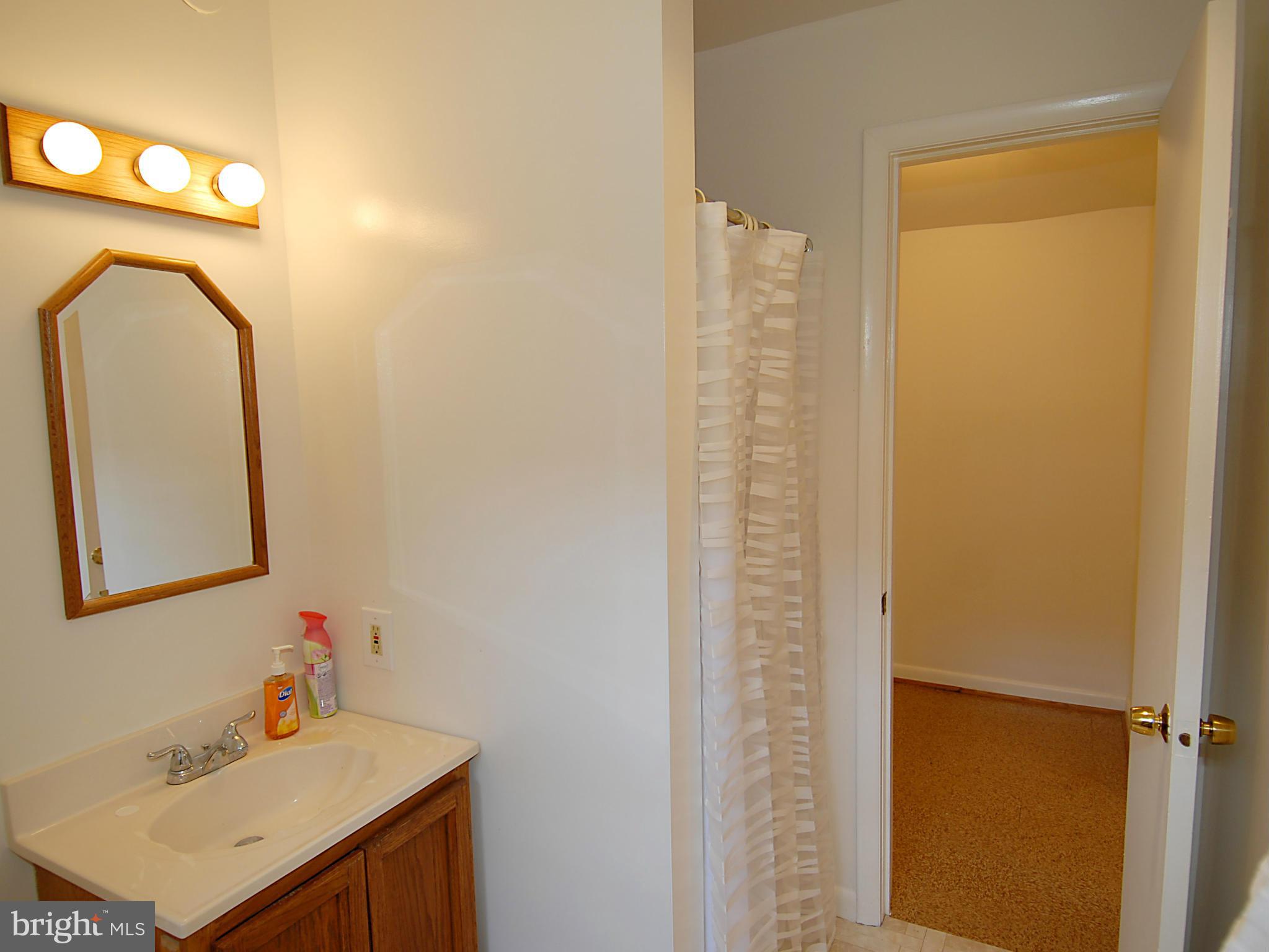 BARCROFT - Residential