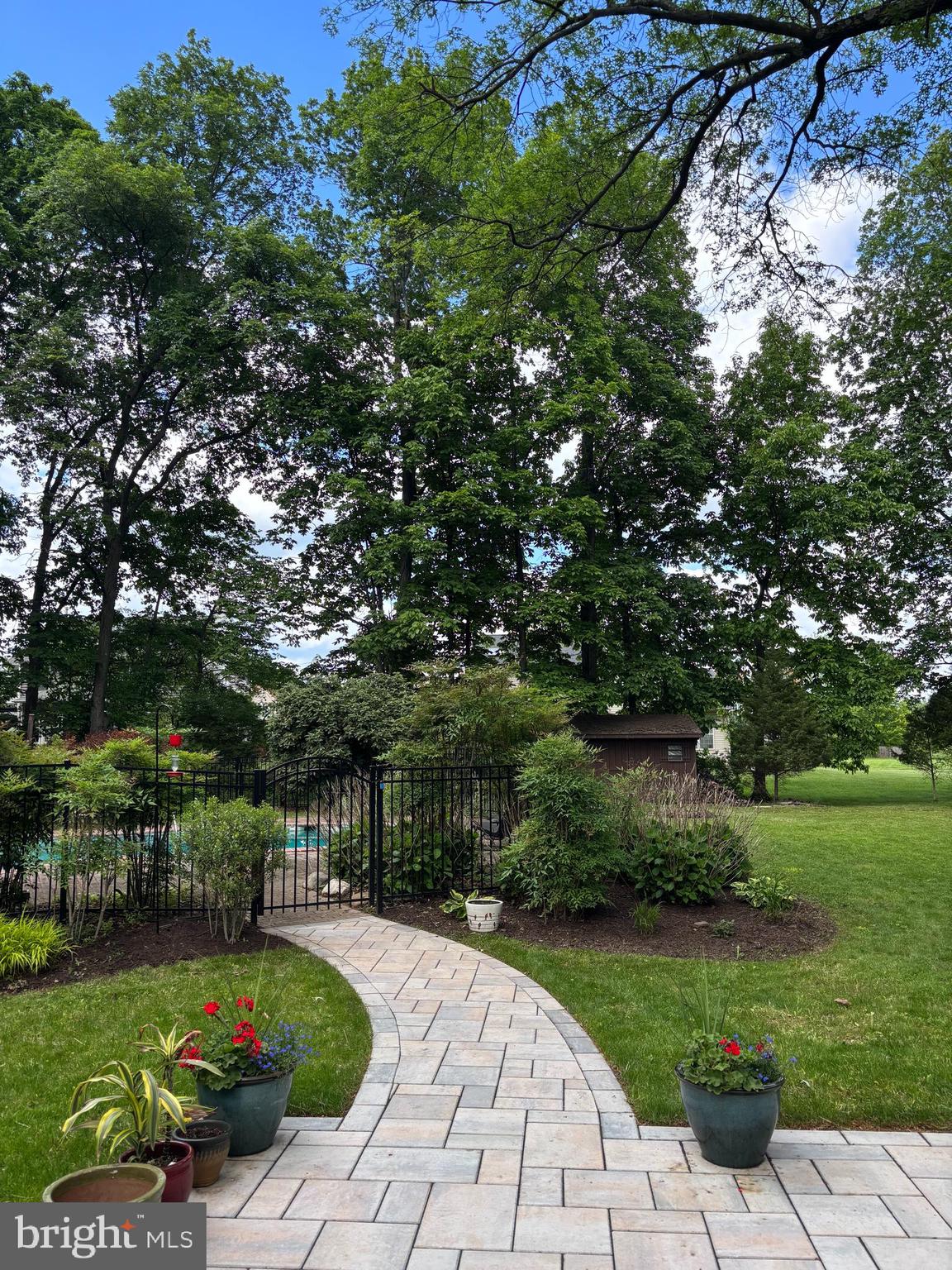 SKIPPACK - Residential
