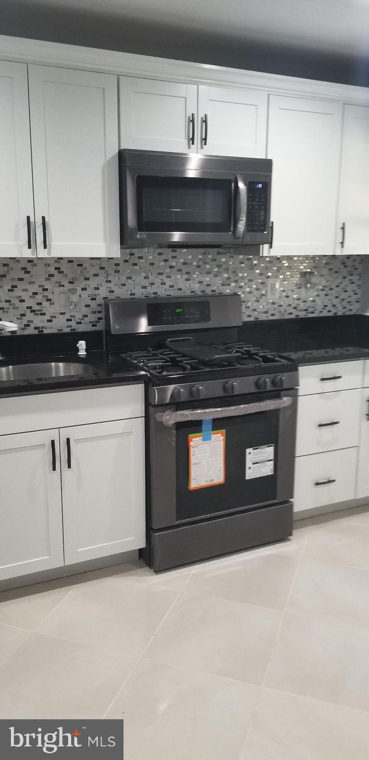 WESTPORT - Residential