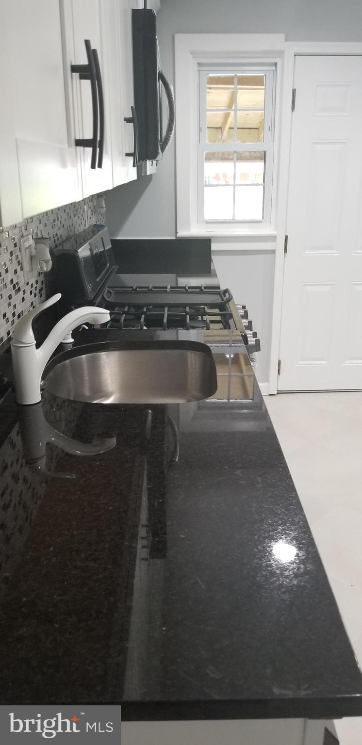 WESTPORT - Residential