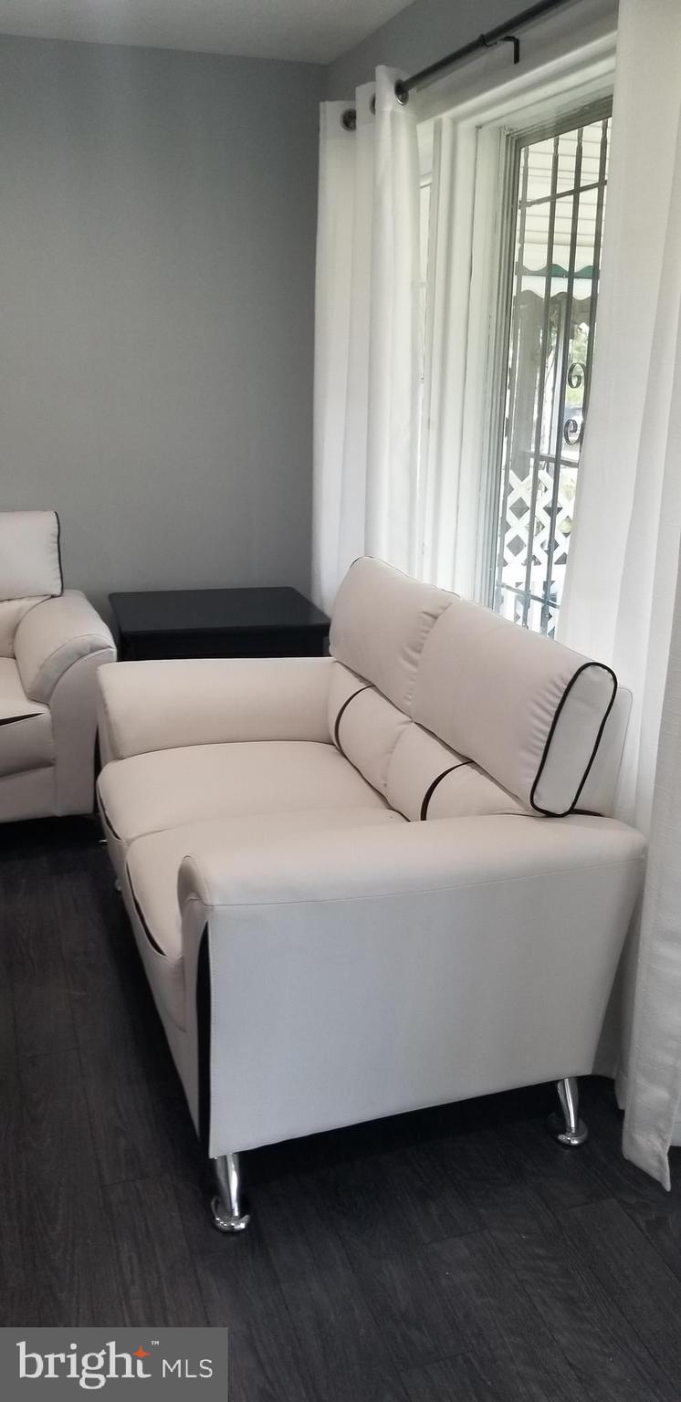 WESTPORT - Residential