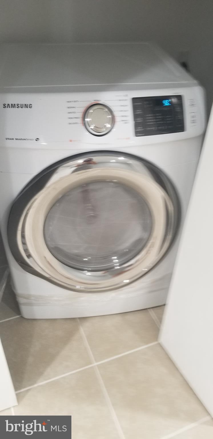 WESTPORT - Residential