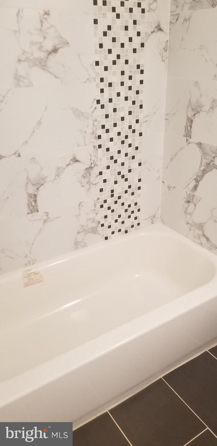 WESTPORT - Residential