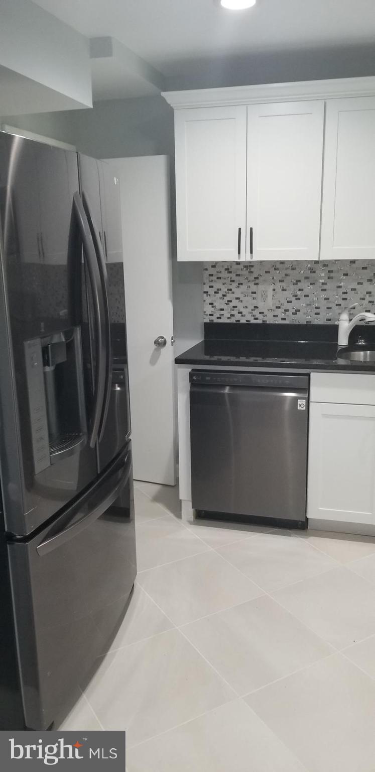 WESTPORT - Residential