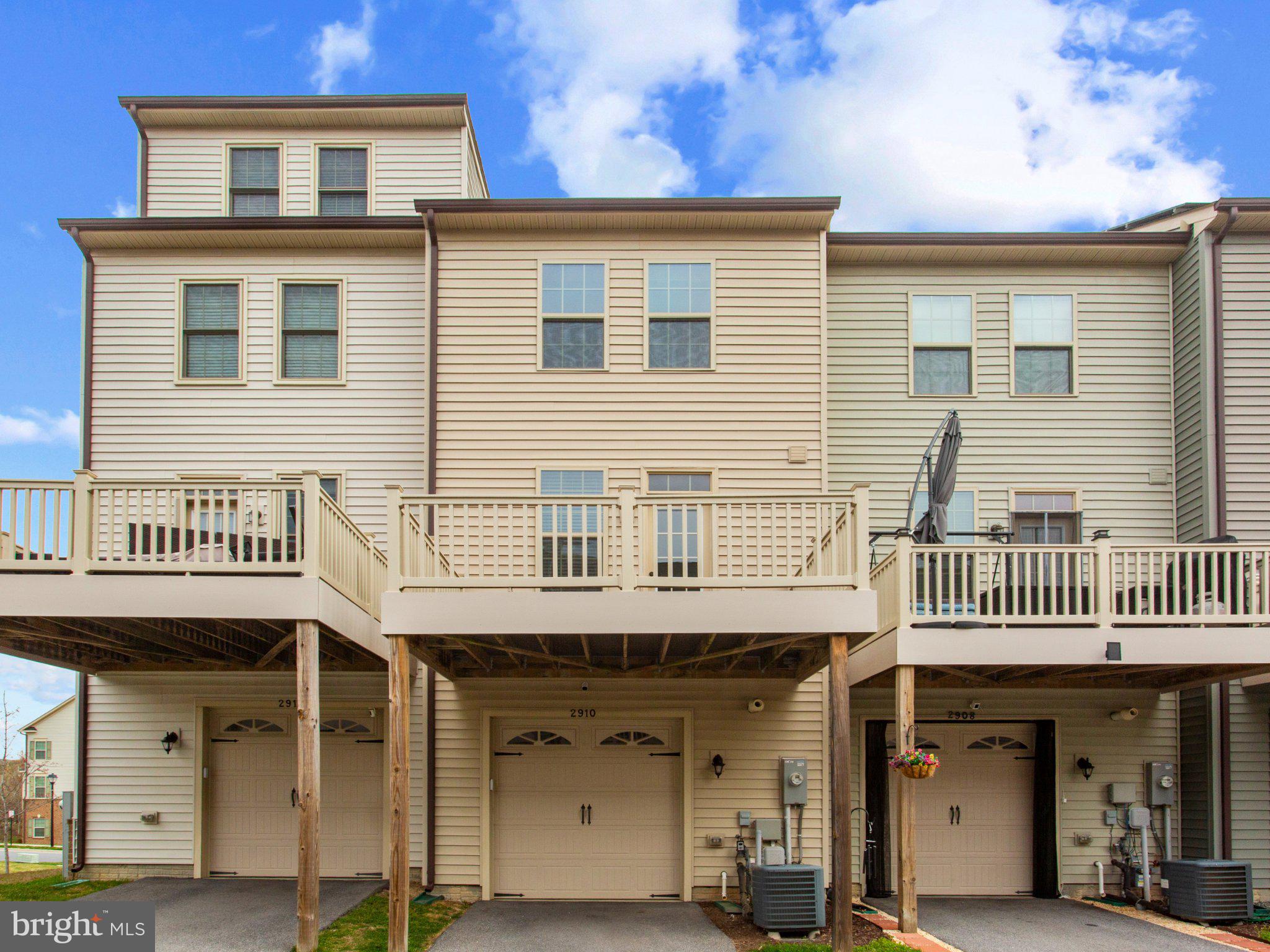 PARKSIDE - Residential