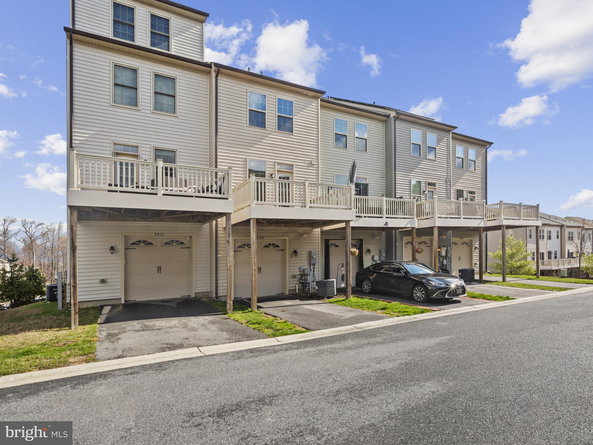 PARKSIDE - Residential