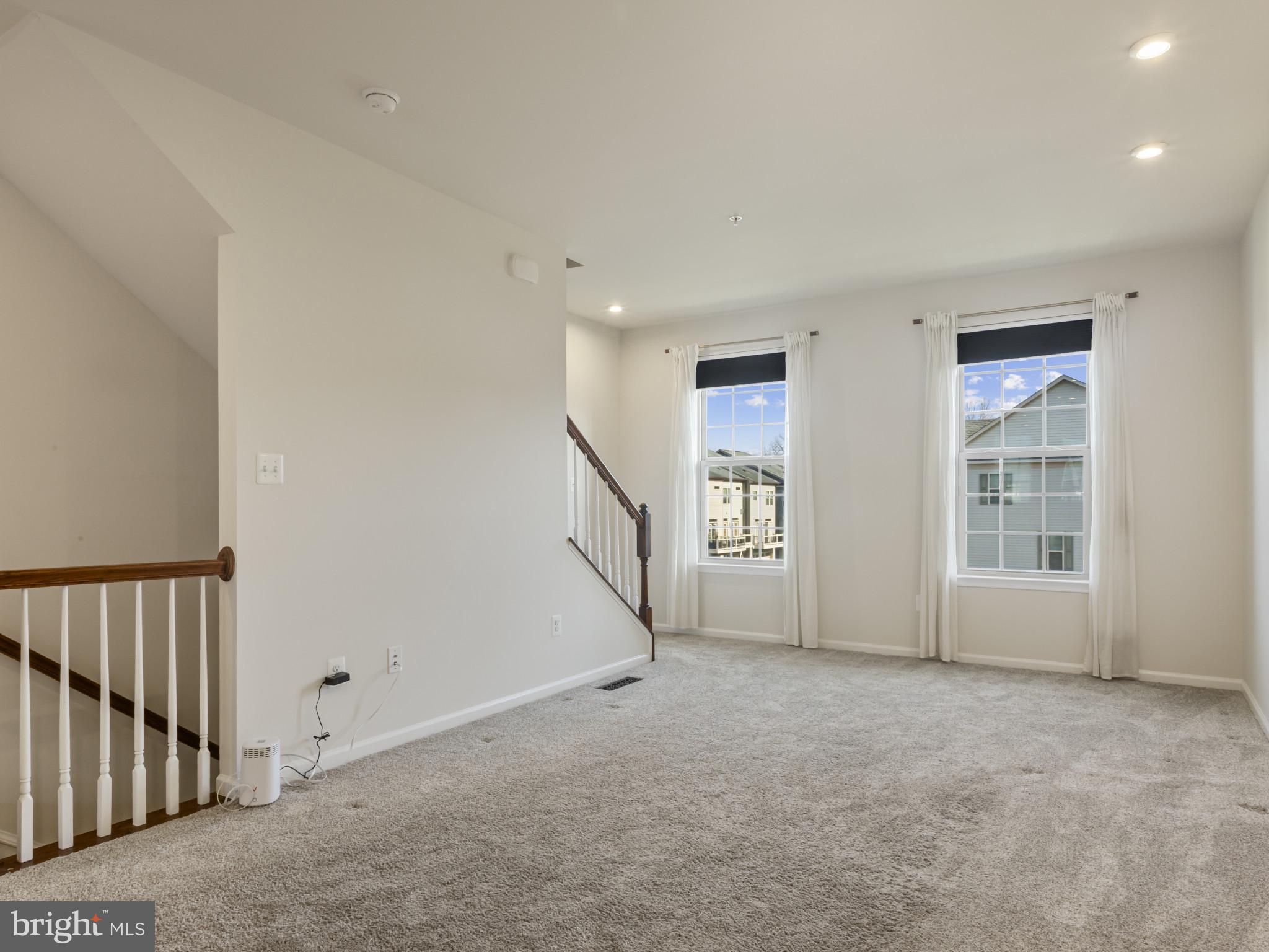 PARKSIDE - Residential