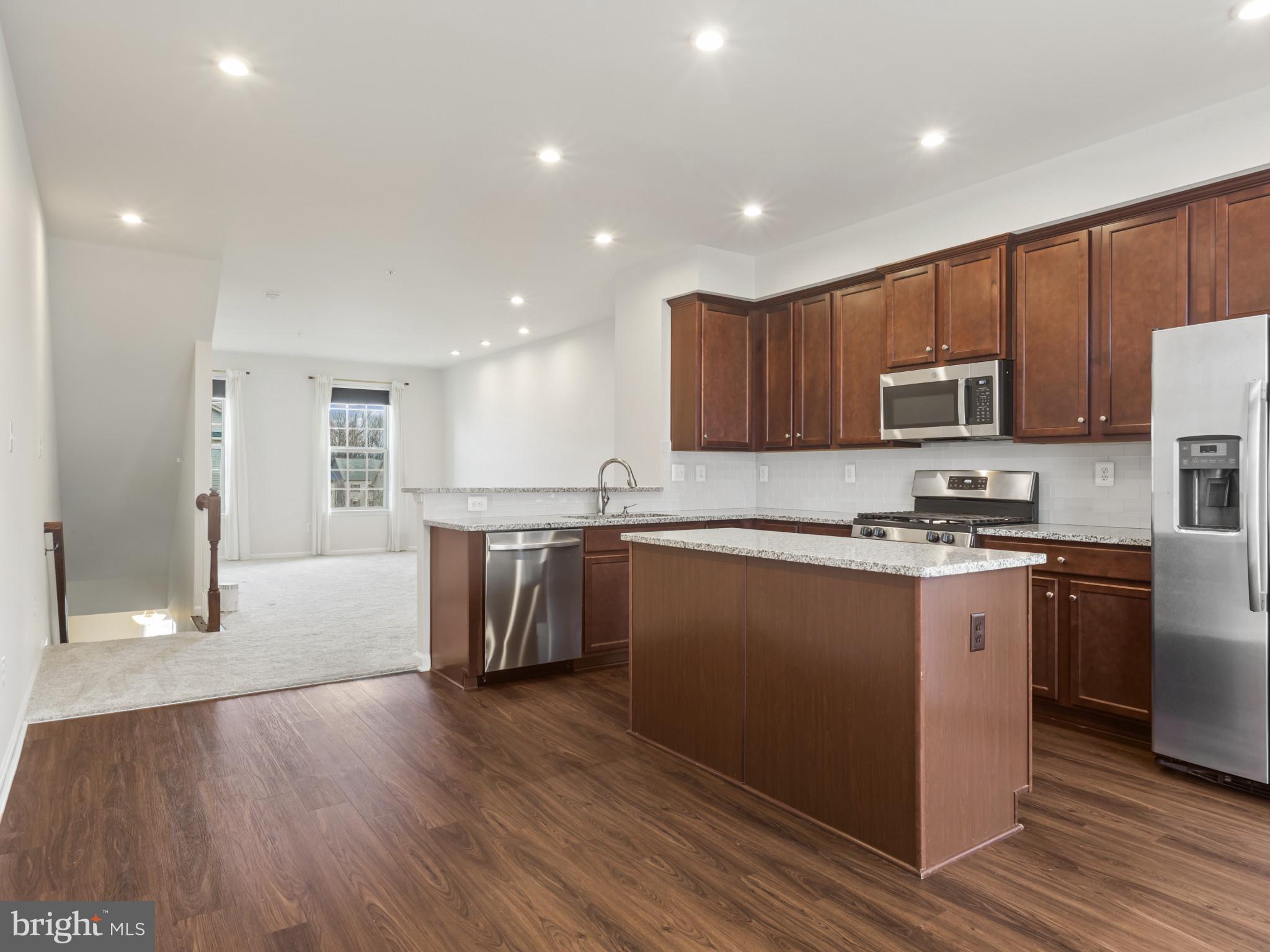 PARKSIDE - Residential