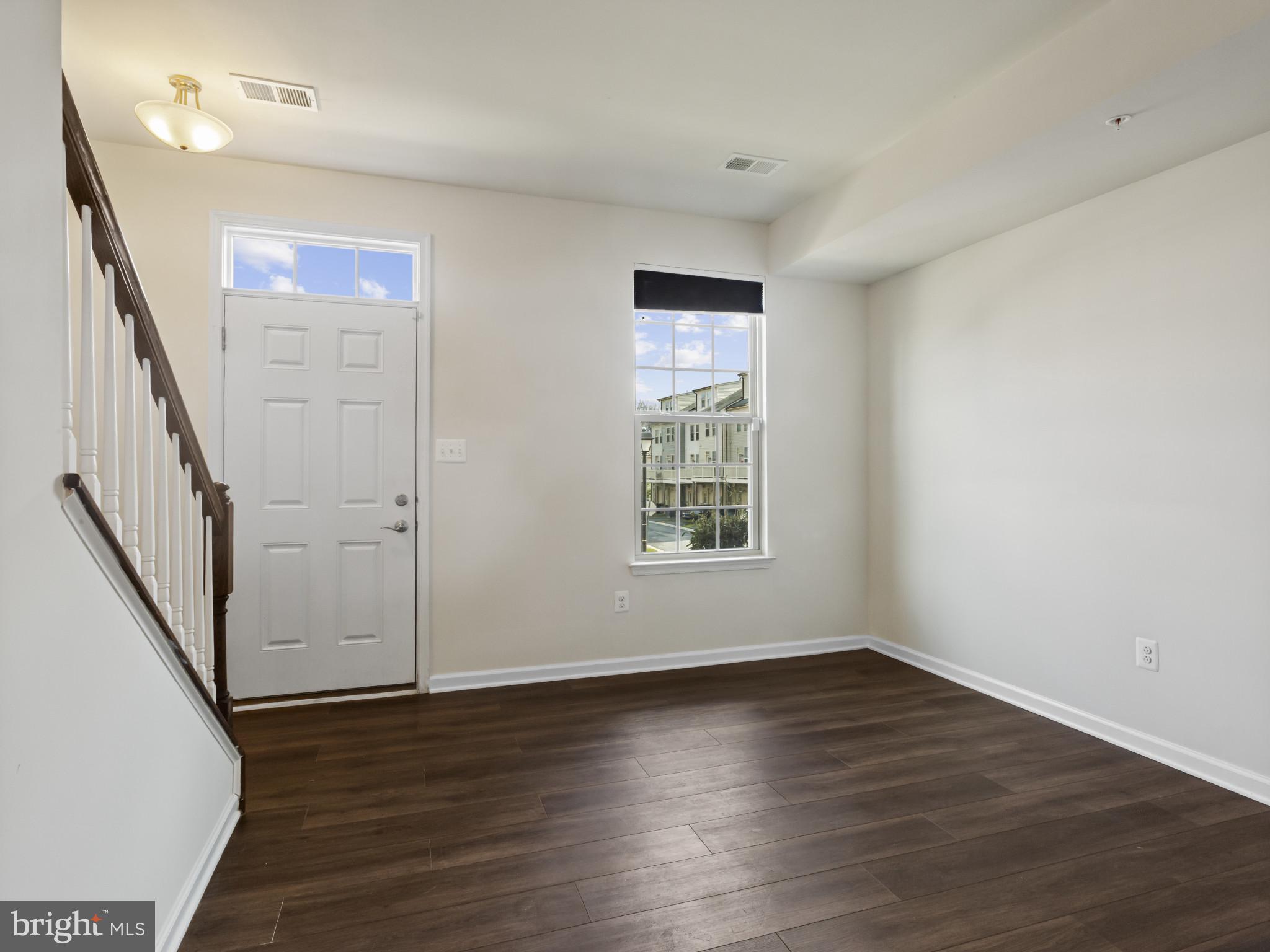 2910 GLENDALE AVENUE