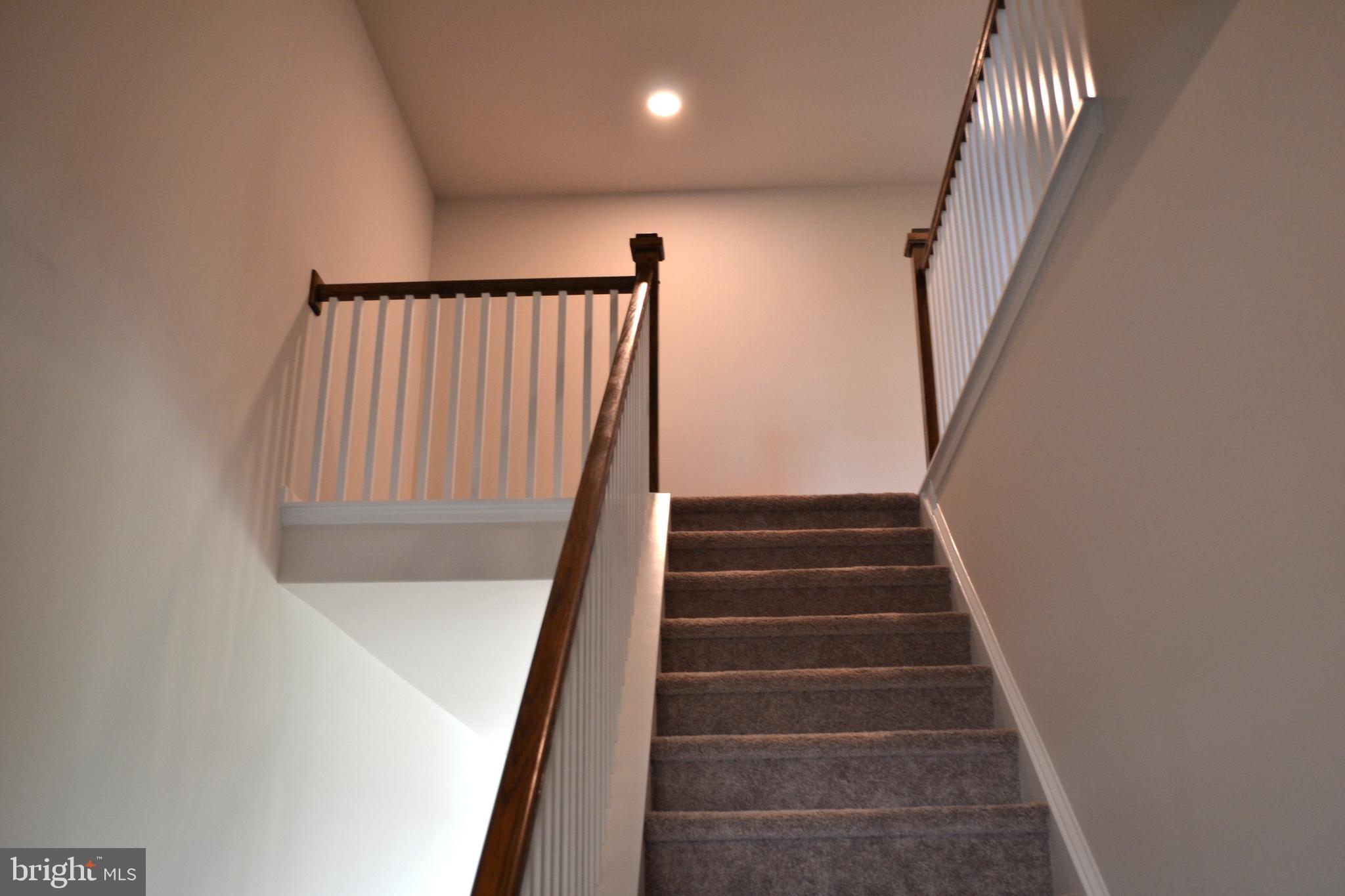 MCINTOSH FARMS - Residential