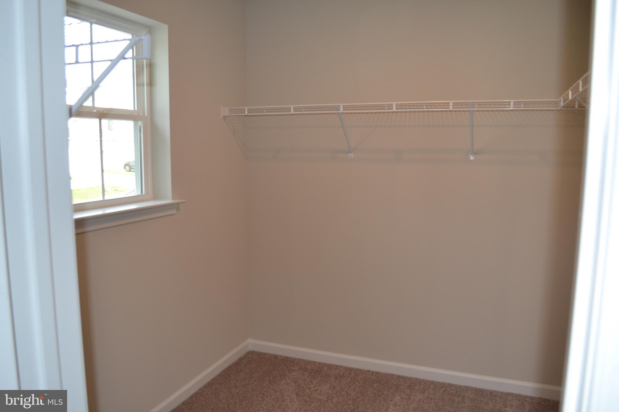 MCINTOSH FARMS - Residential