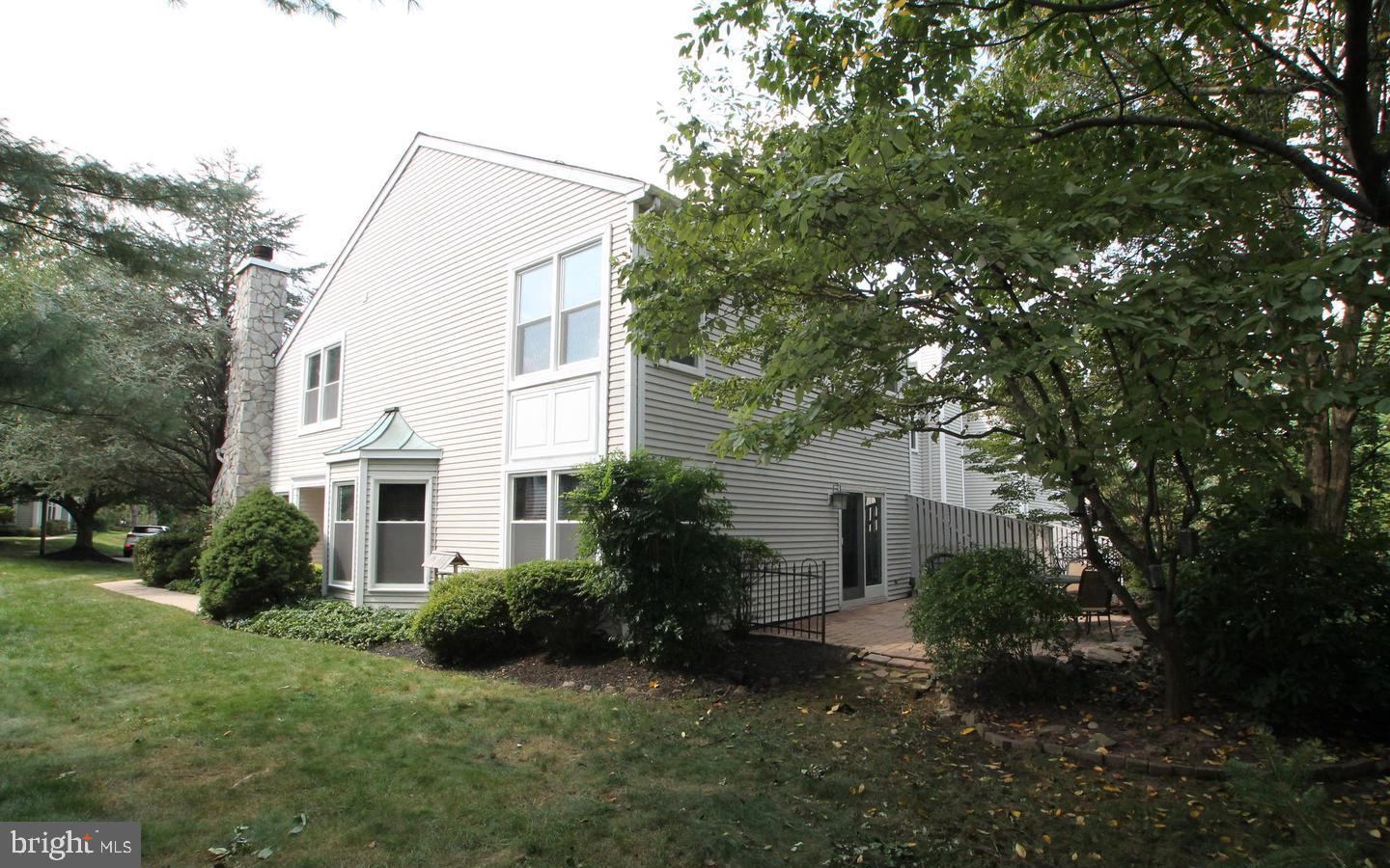 NEWTOWN GATE - Residential Lease