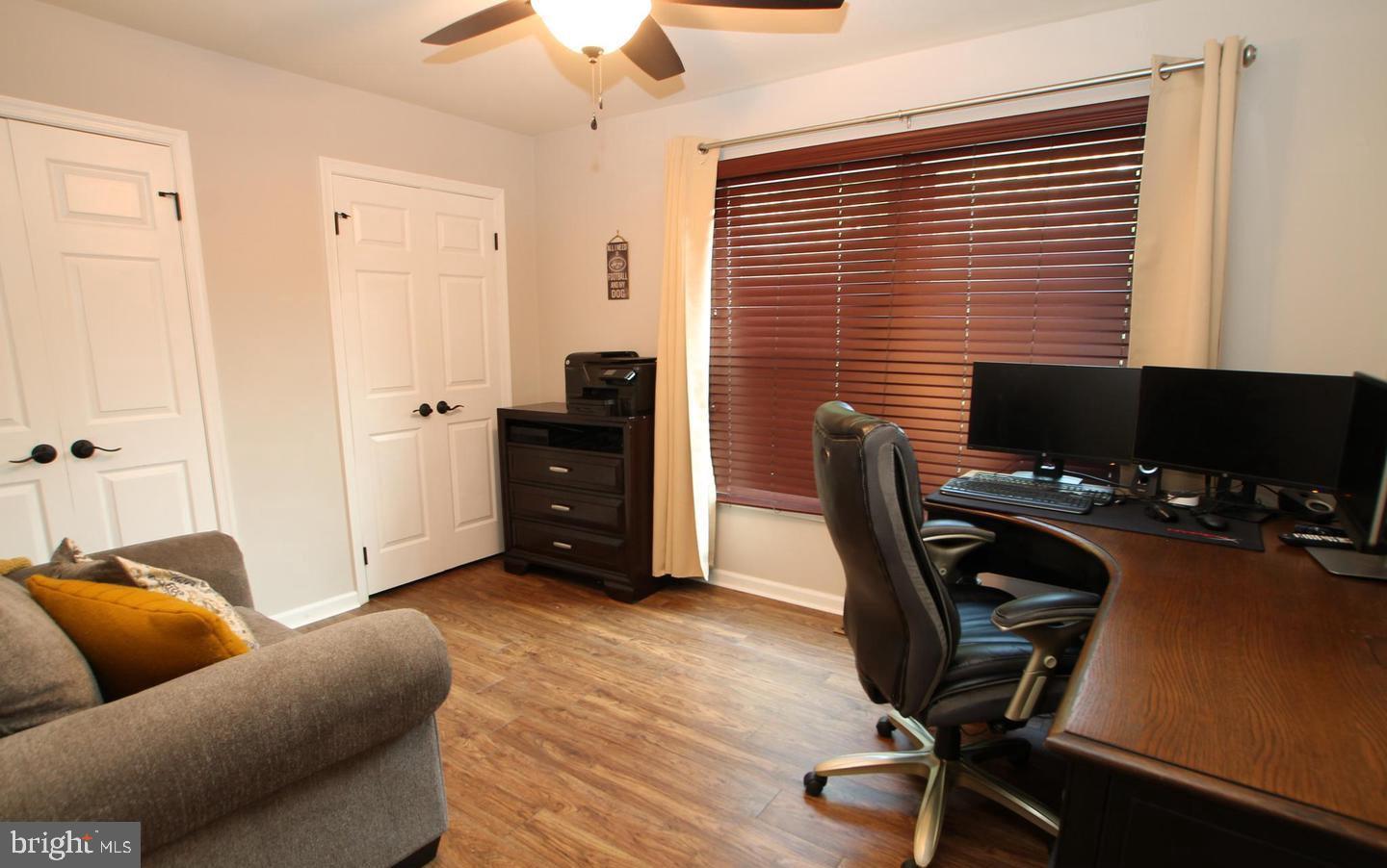 NEWTOWN GATE - Residential Lease