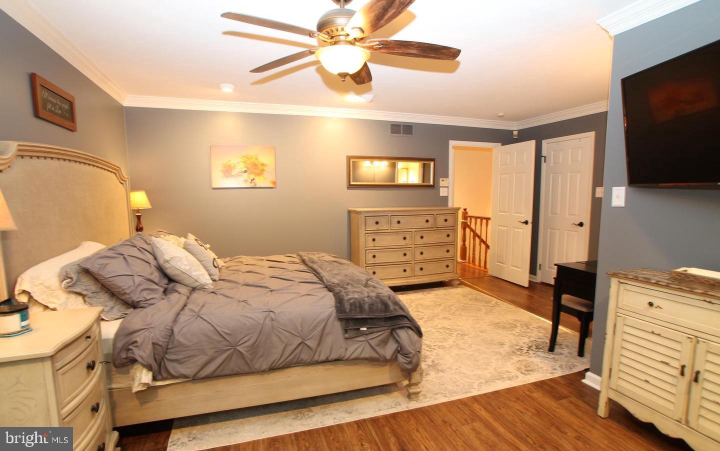 NEWTOWN GATE - Residential Lease