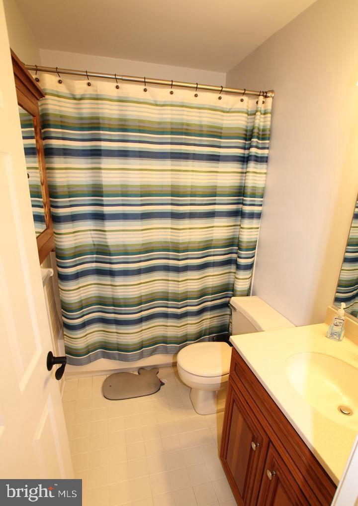 NEWTOWN GATE - Residential Lease