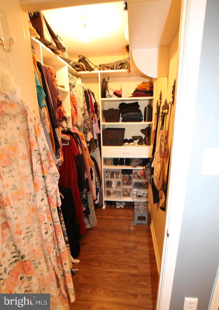 NEWTOWN GATE - Residential Lease