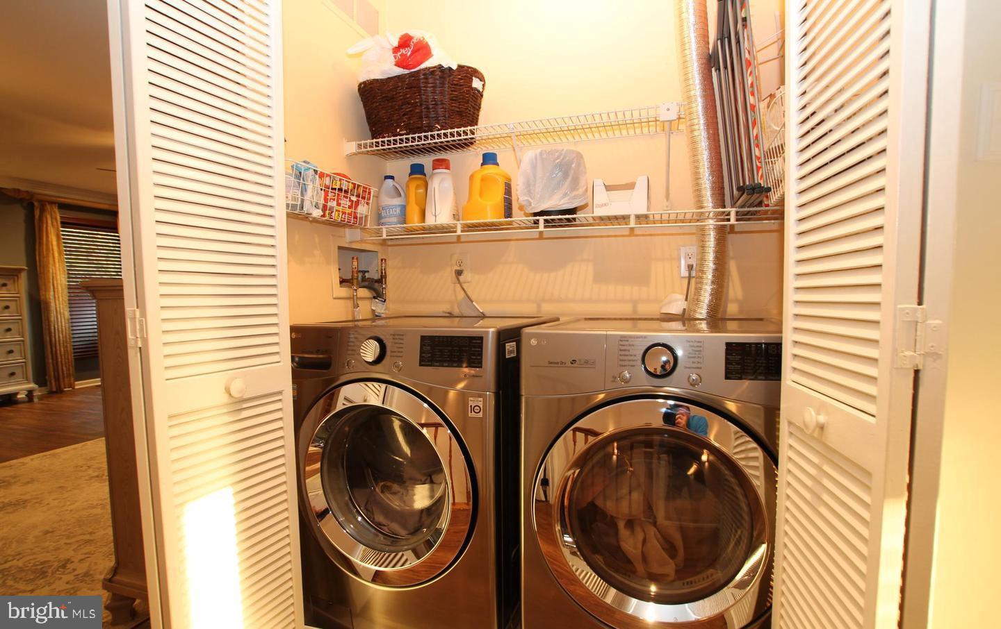 NEWTOWN GATE - Residential Lease