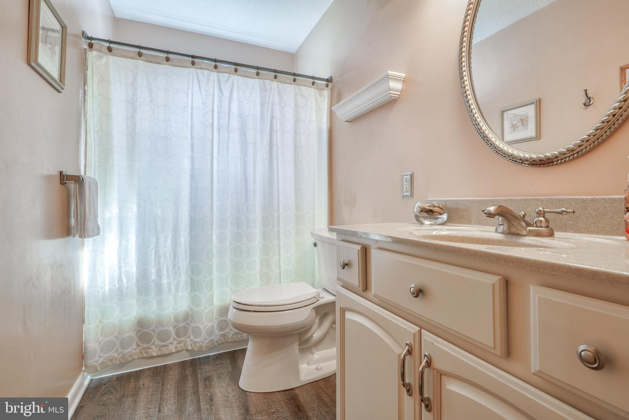 TWIN PINES - Residential